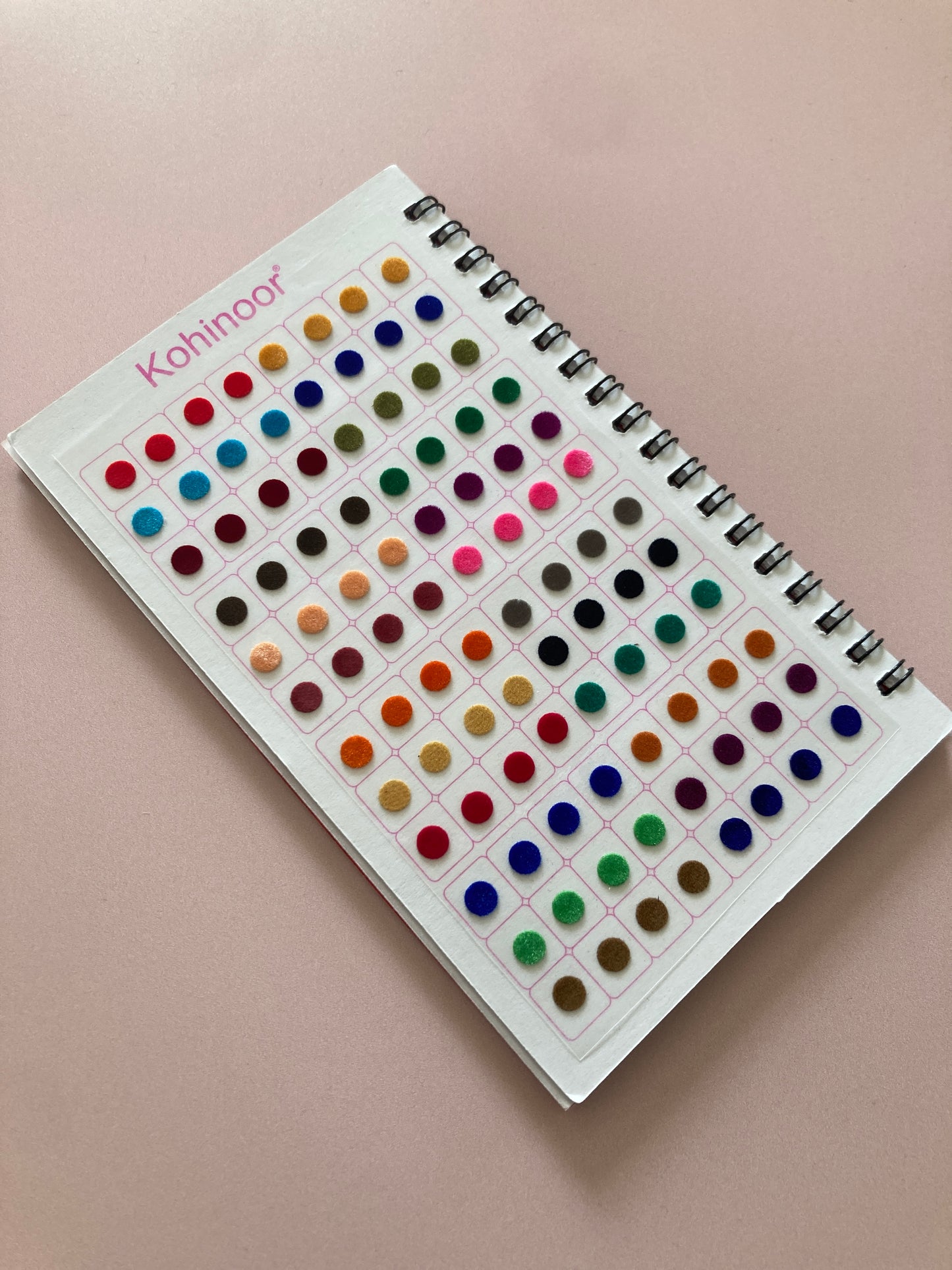 Pastel Round 576 Round Bindi Booklet (ST1069)