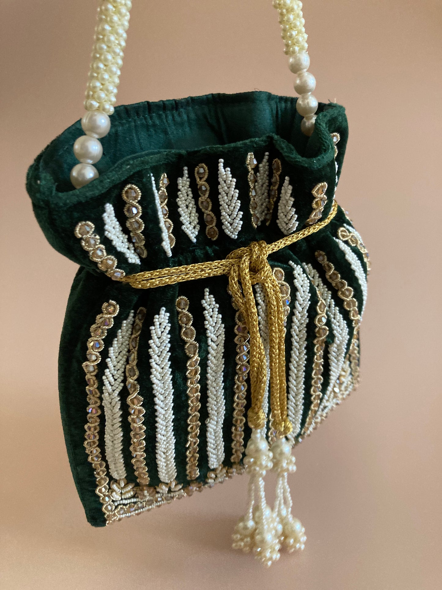 Mehar Emerald Velvet Potli (ST882)