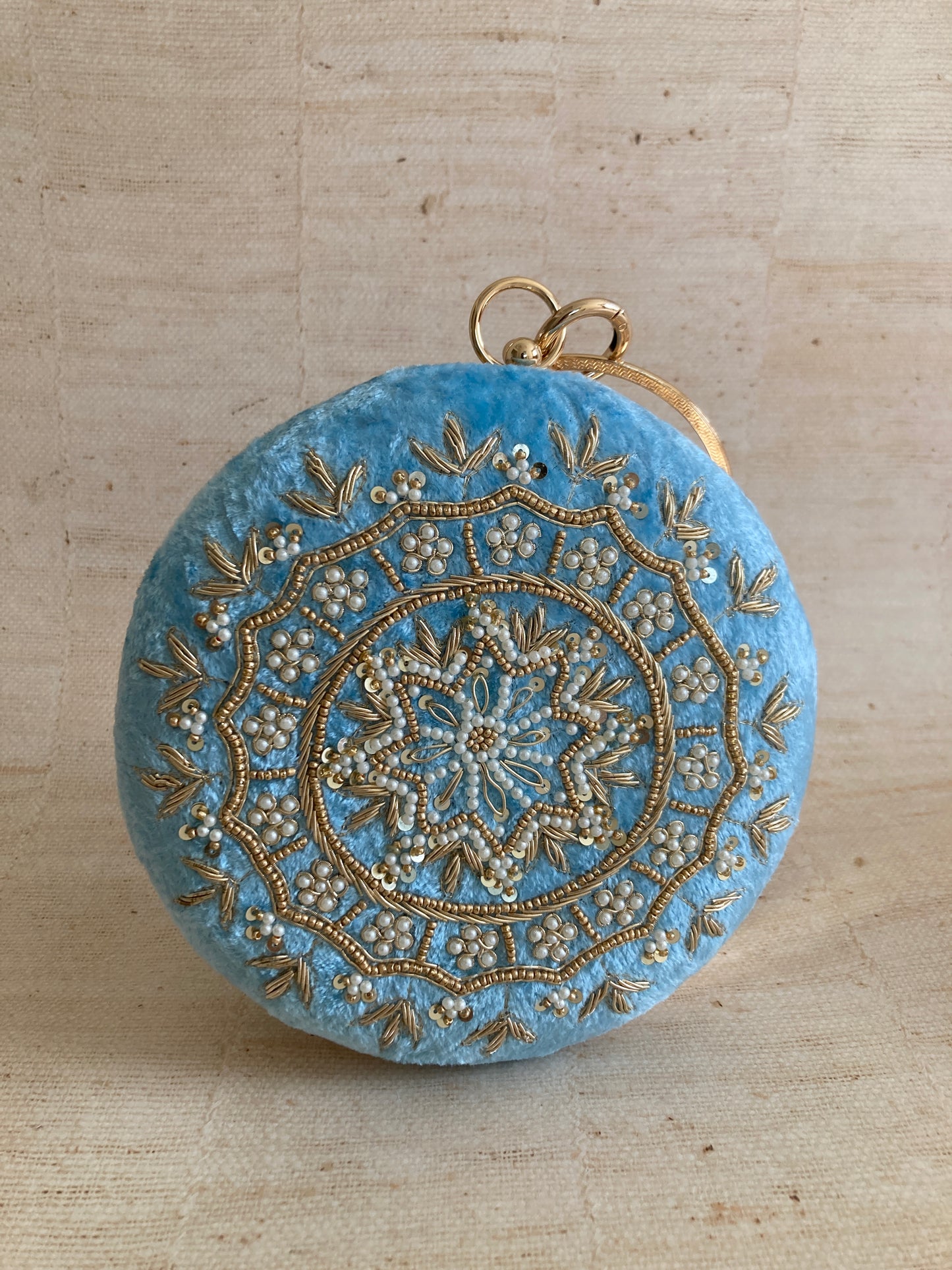 Aarza Blue Bangle Clutch (ST735)