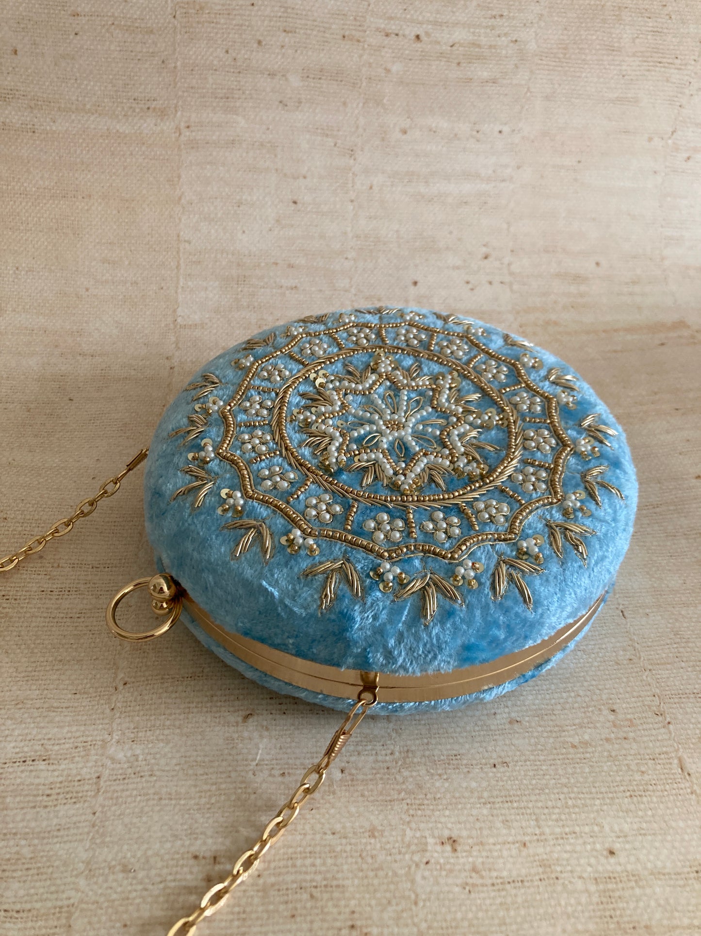 Aarza Blue Bangle Clutch (ST735)