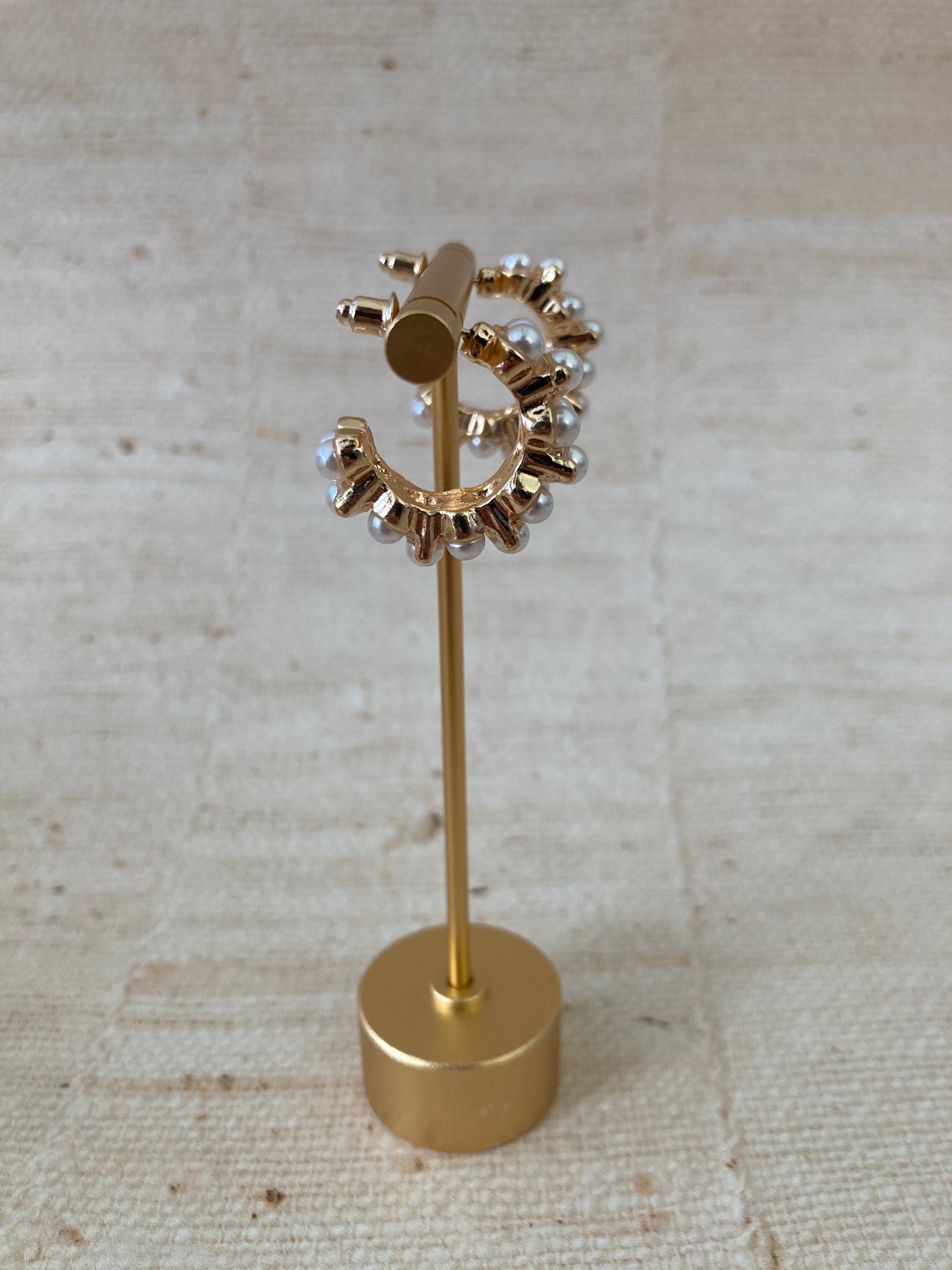 Chunky Gold Pearl Hoop Earrings (ST883)