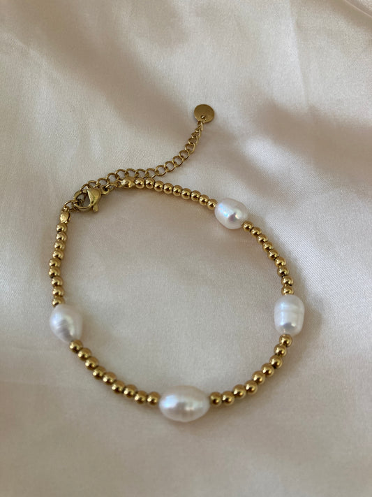 Freshwater Pearl Bracelets
