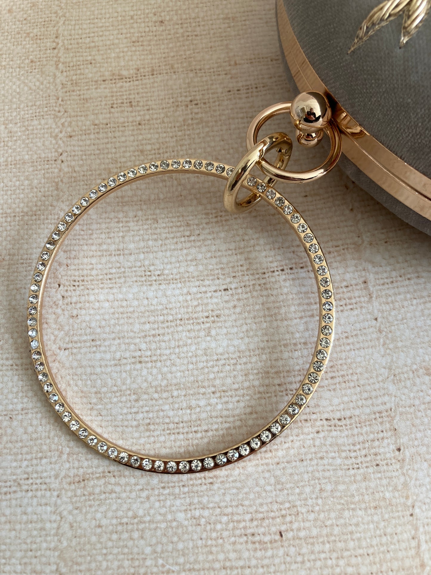 Aarza Grey Bangle Clutch (ST735)