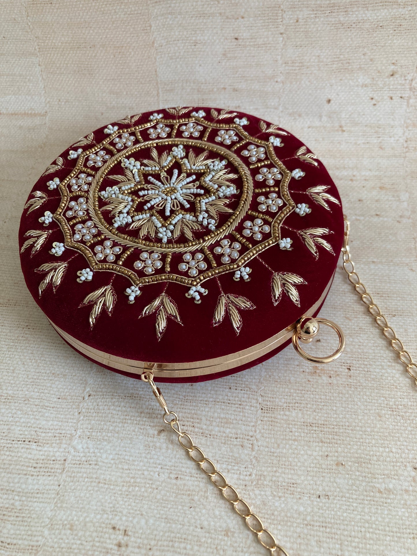 Aarza Maroon Velvet Bangle Clutch (ST735)