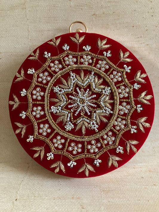 Aarza Red Velvet Bangle Clutch (ST735)