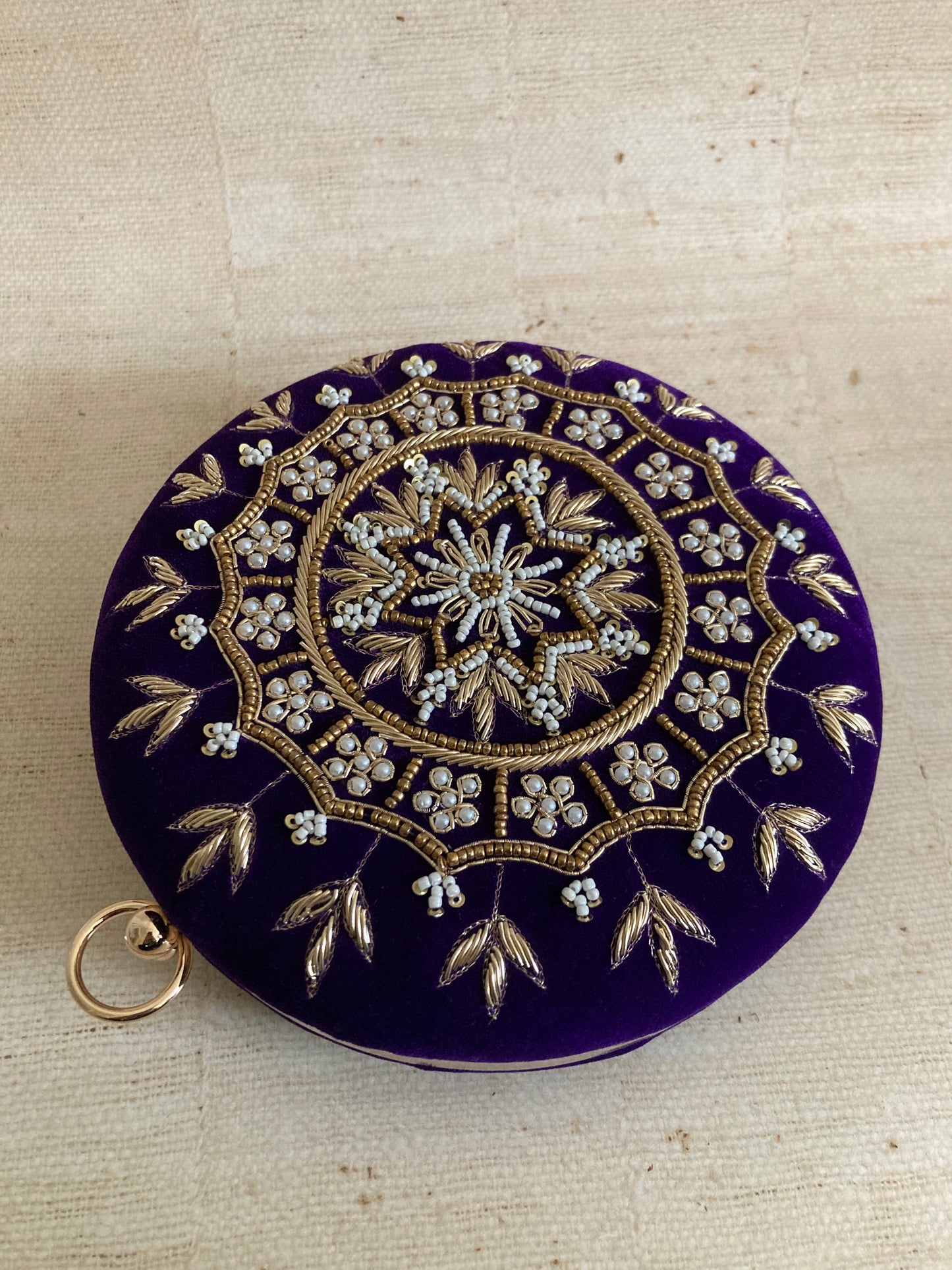 Aarza Purple Velvet Bangle Clutch (ST735)