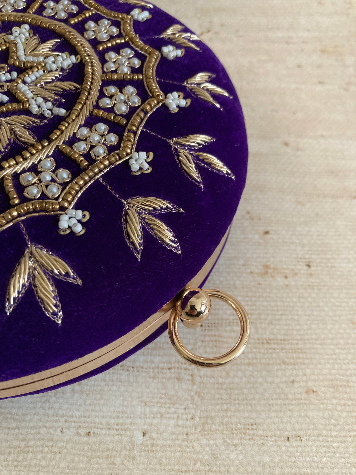 Aarza Purple Velvet Bangle Clutch (ST735)
