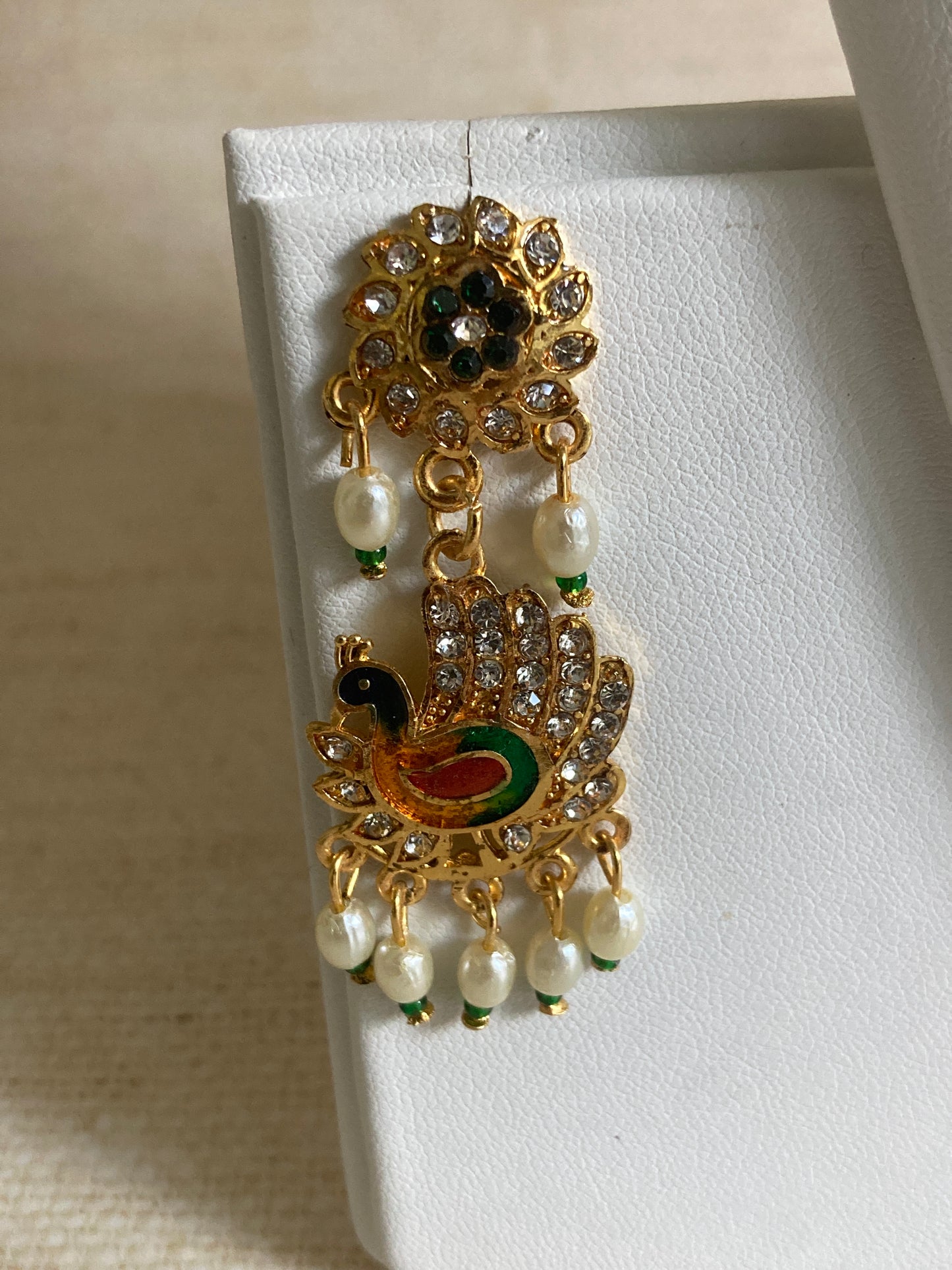 Peacock Gold Plated Austrian Stone And Pearl Choker Necklace Set (ST886) (Green)