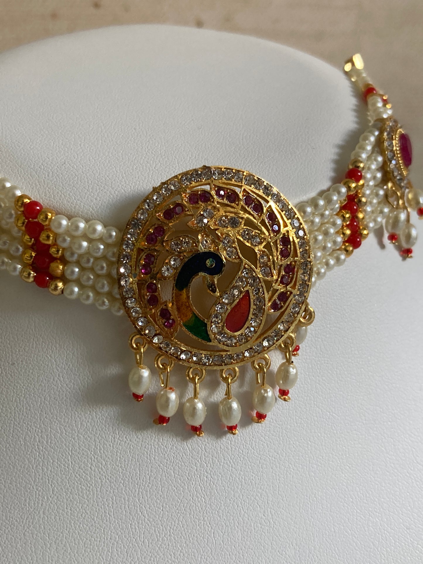 Peacock Gold Plated Austrian Stone And Pearl Choker Necklace Set (ST886) (Red)