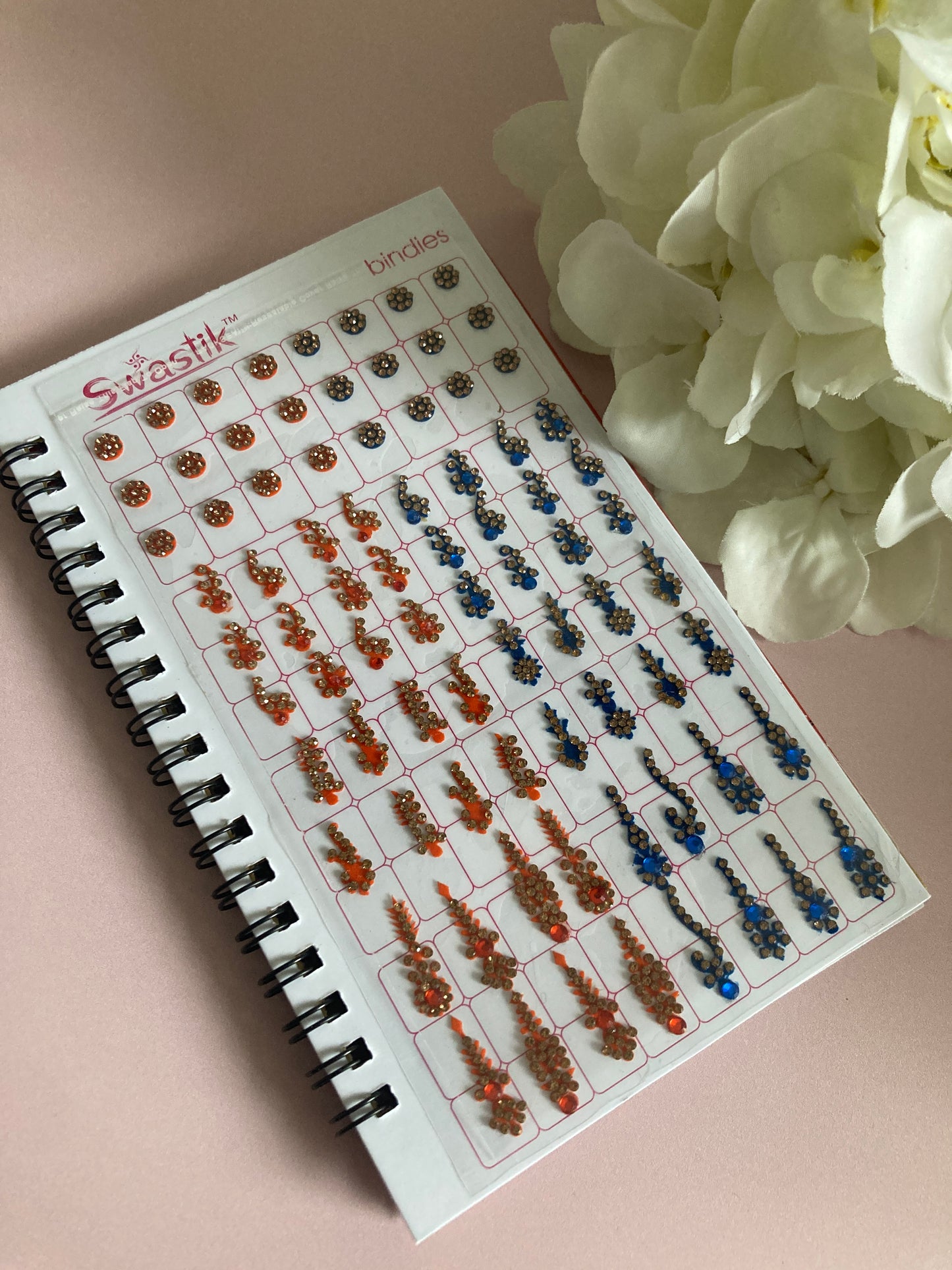 Assorted Fancy And Round Stone Bindi Book (ST896)