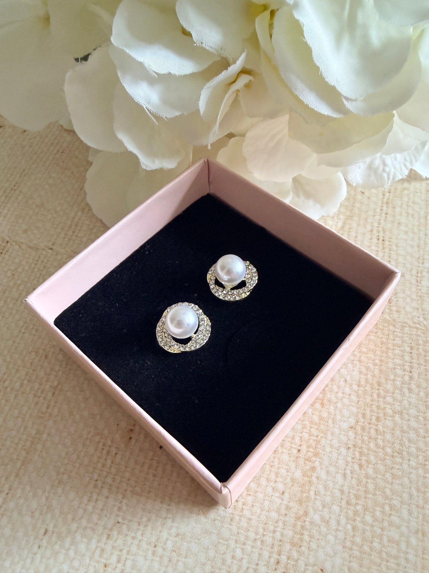 Gold Plated Pearl Stud Earrings (ST1099)