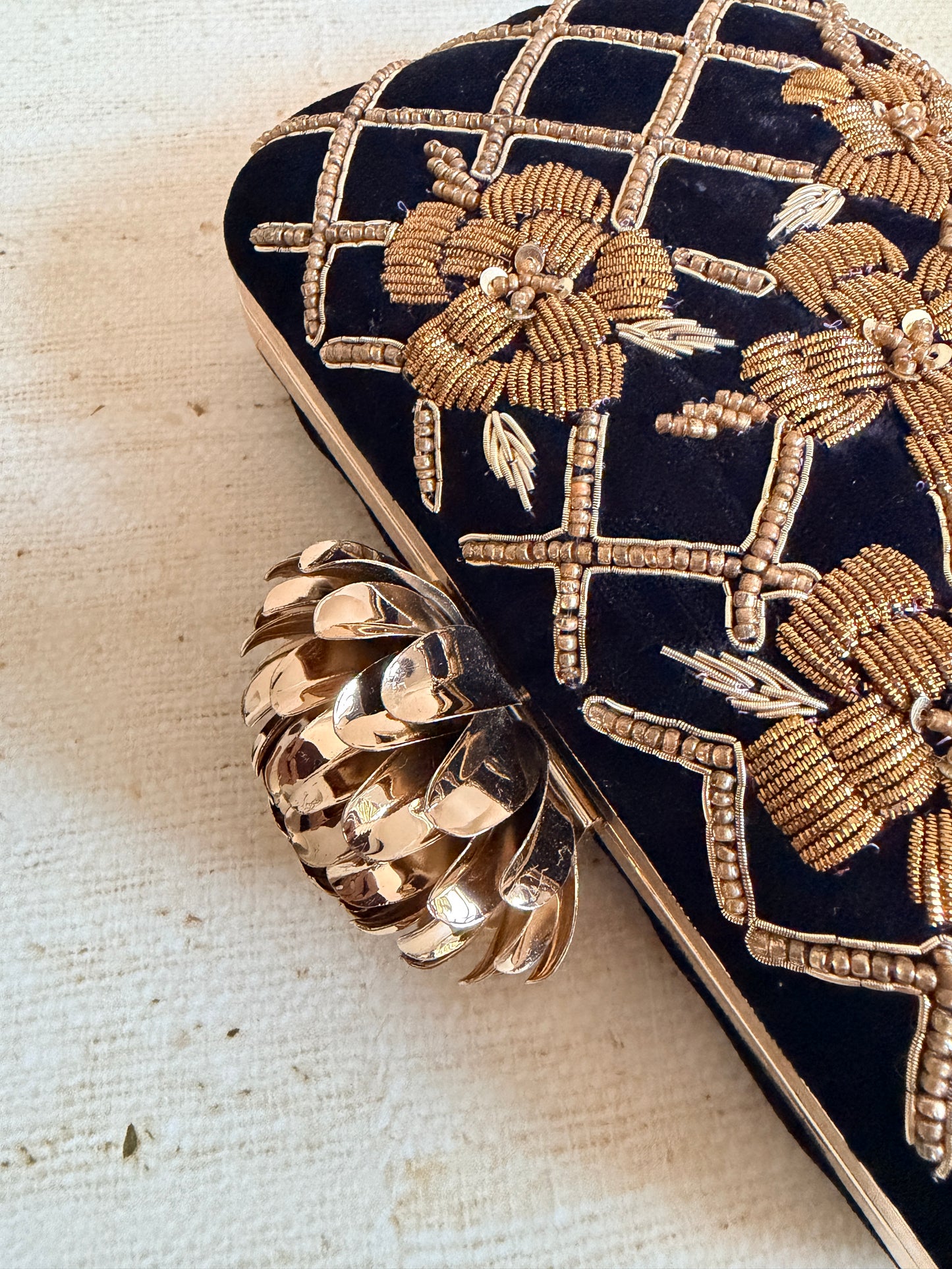 Jind (Rectangular Velvet Clutch) (Black) (ST1047)