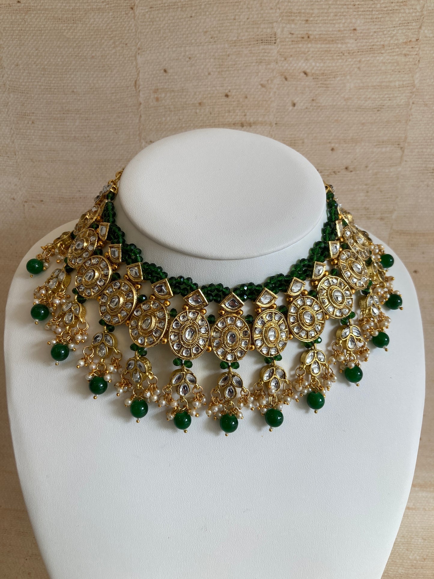 Saachi Gold Plated Kundan And Pearl Emerald Green Choker Set (ST184)