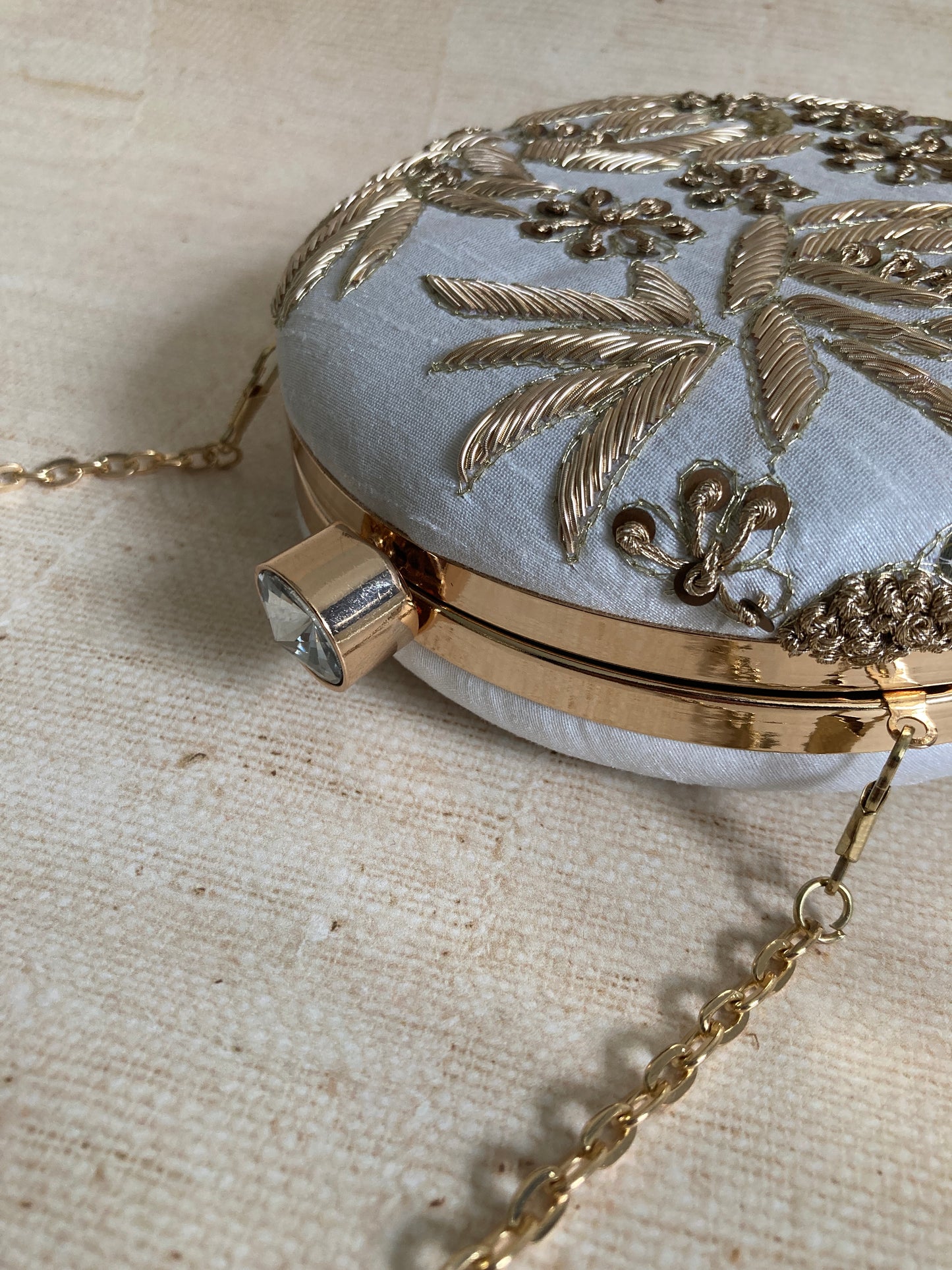 Alara Minaudière Circular Off White Clutch (ST910)