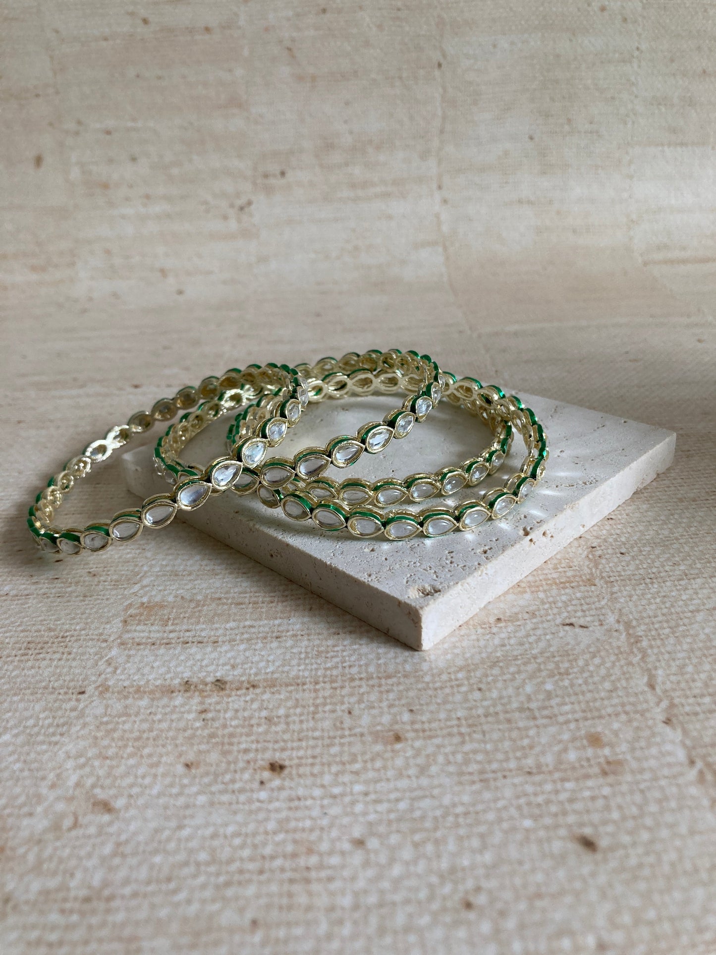 Zahoor Antique Gold Plated Kundan Bangles 2.8 (ST925)