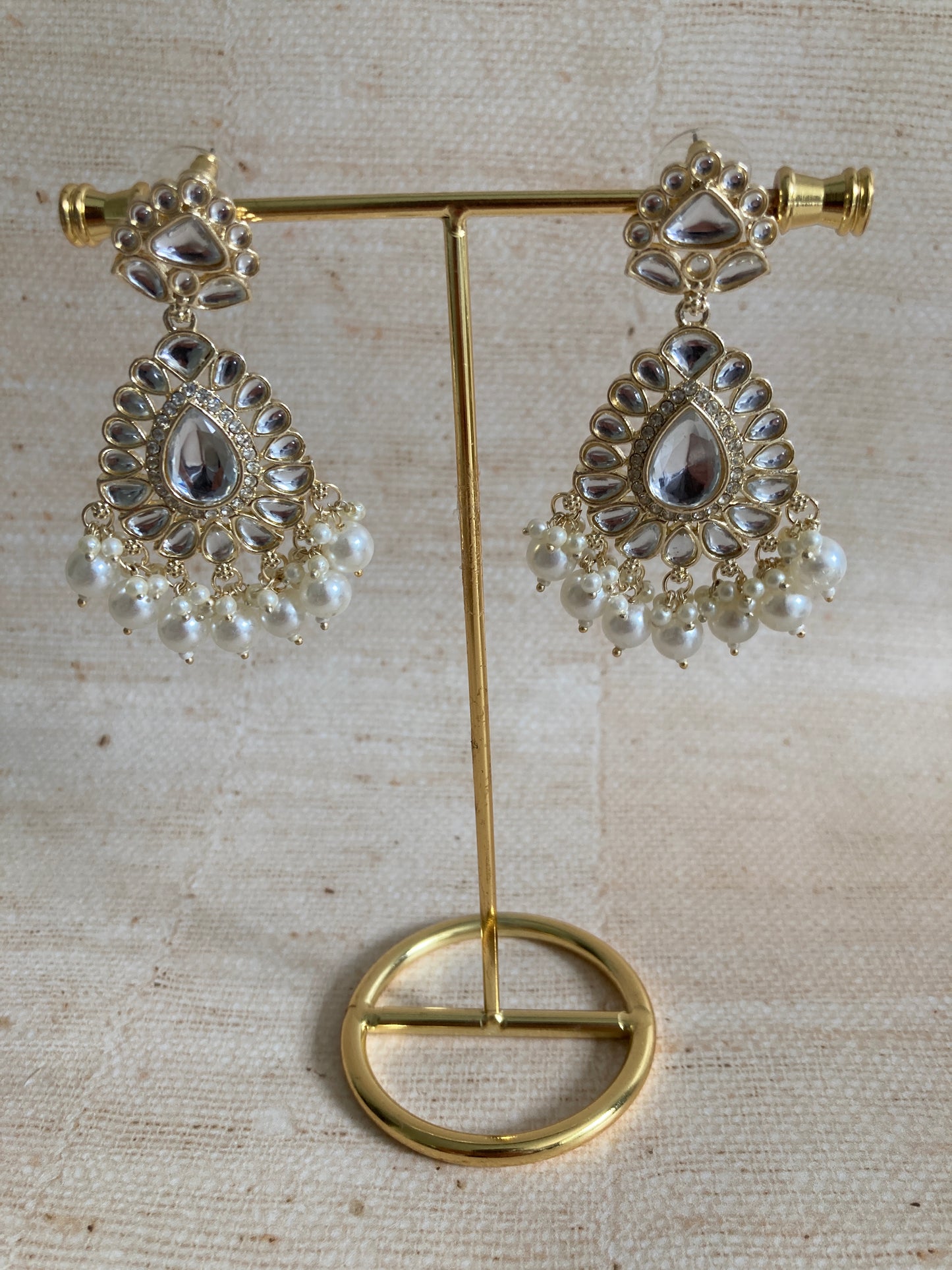 Priya White Gold Plated Kundan Earrings And Tikka Set (ST945)