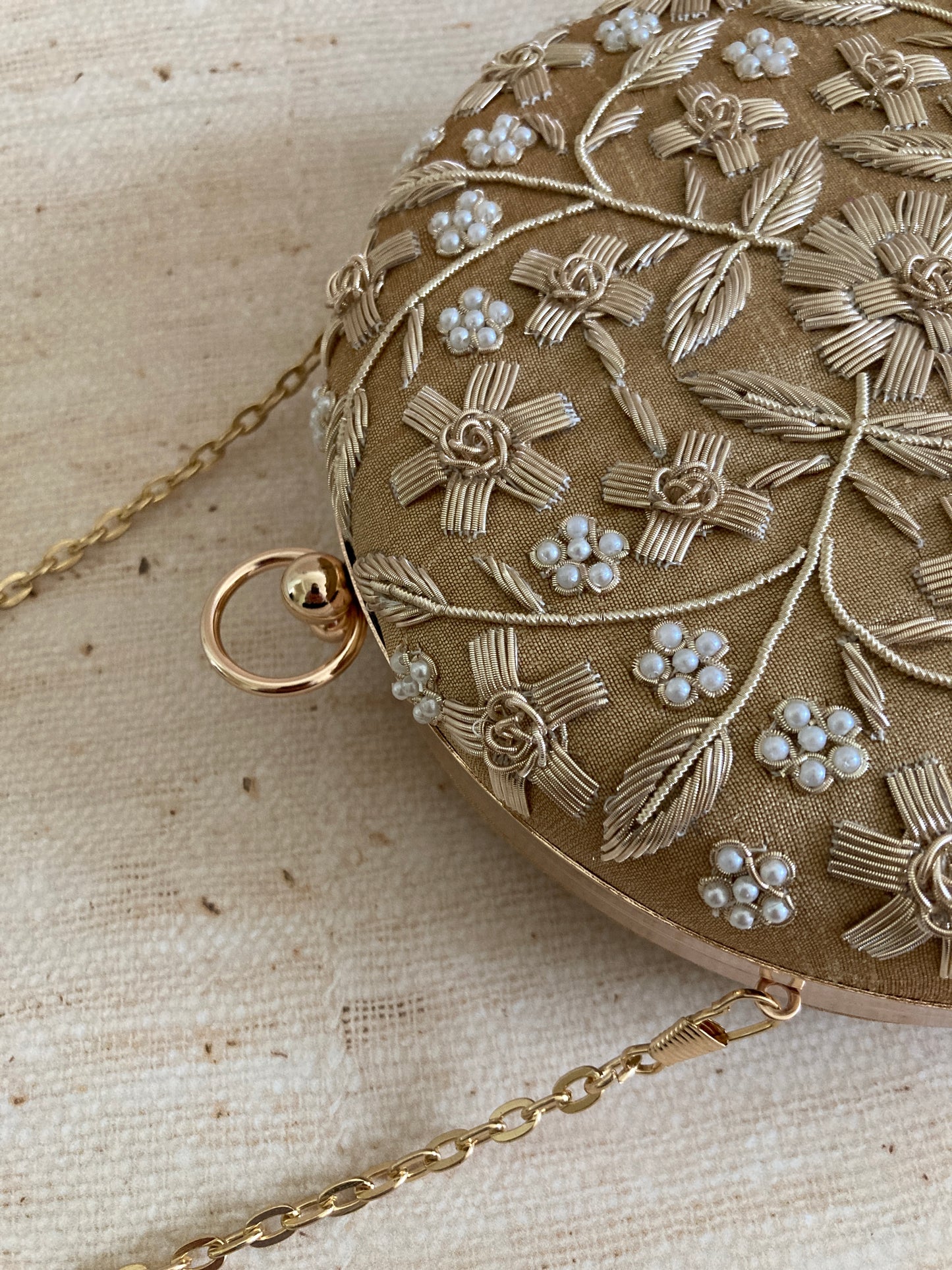 Myra Circular Bangle Clutch (ST939) (Gold)