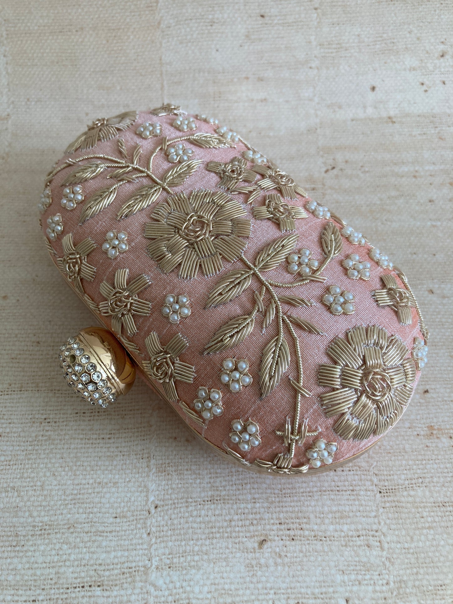 Lucia Oval Pink Clutch (ST902)