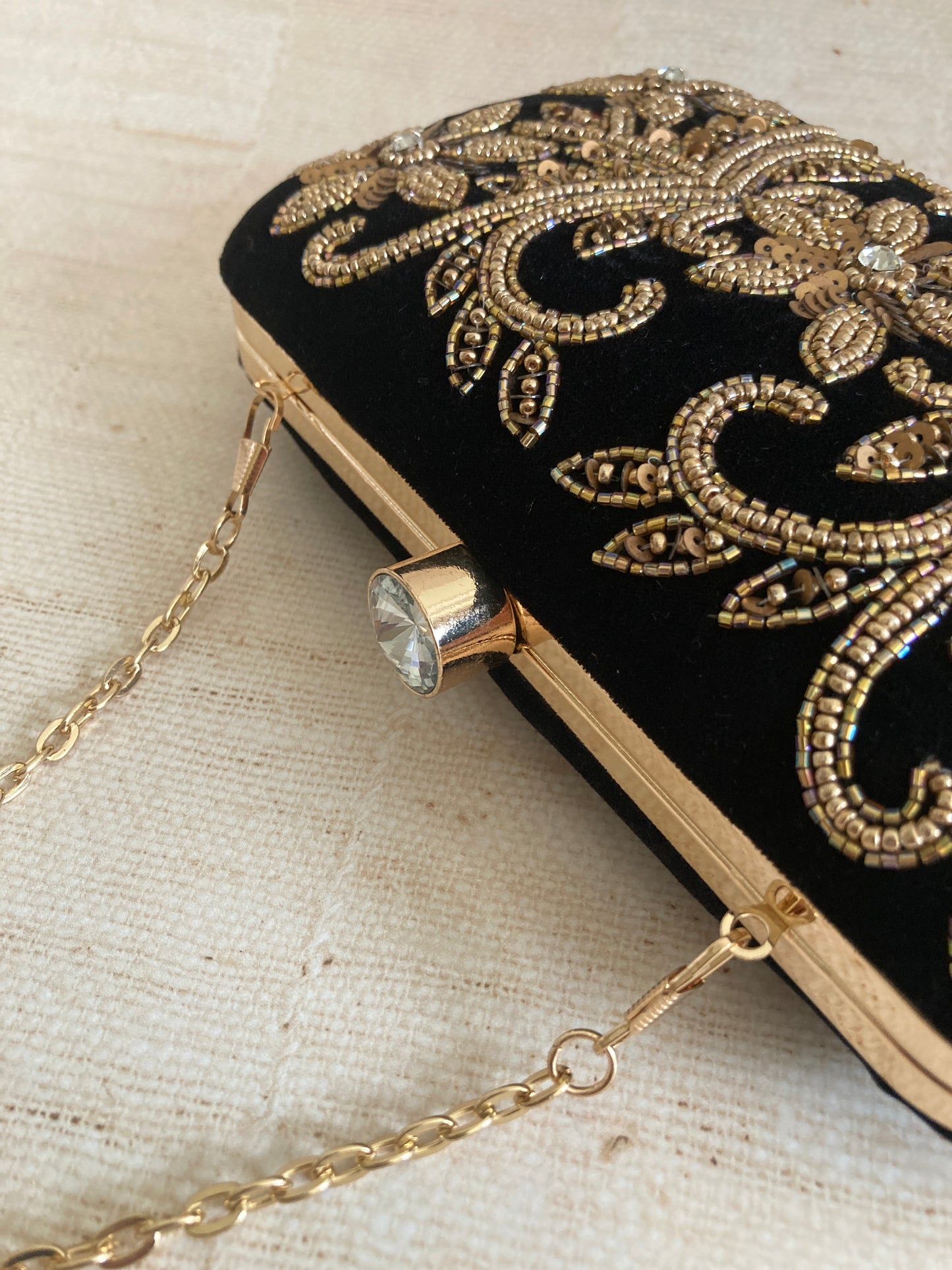 Alam Rectangular Black Velvet Clutch (ST961)