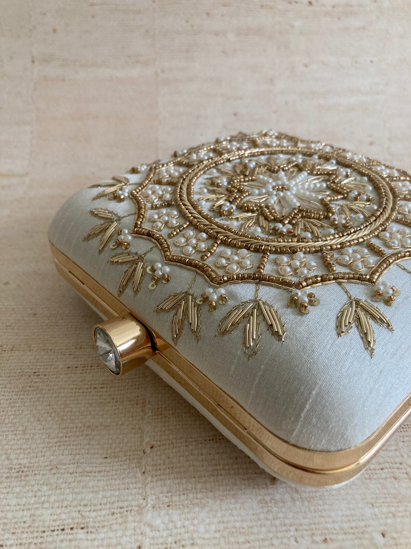 Kiran Off White Mandala Design Square Clutch (ST901)