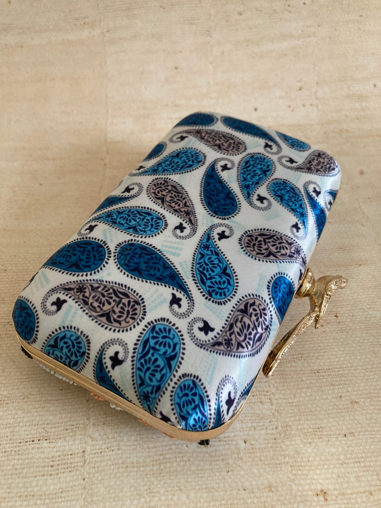 Ariel Rectangular Blue Bird Clasp Clutch (ST963)