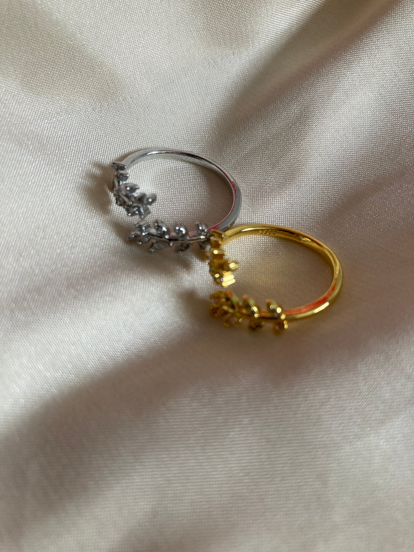 Adjustable Gold Plated Vine Leaf Ring (Gold) (ST968)