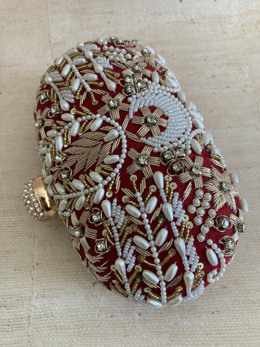 Ambrose (Oval Clutch)(Maroon)(ST266)