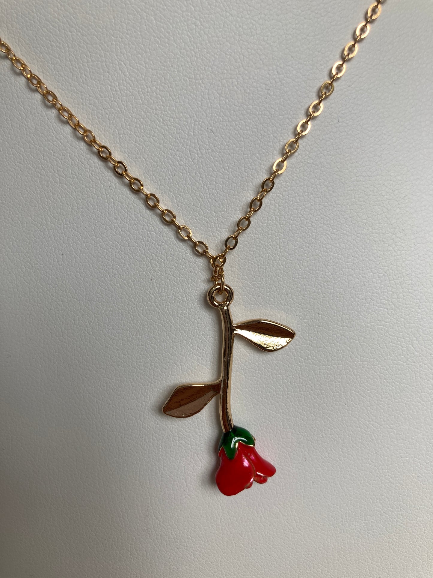 Rose Pendant Necklace (ST206) Gold And Red Rose