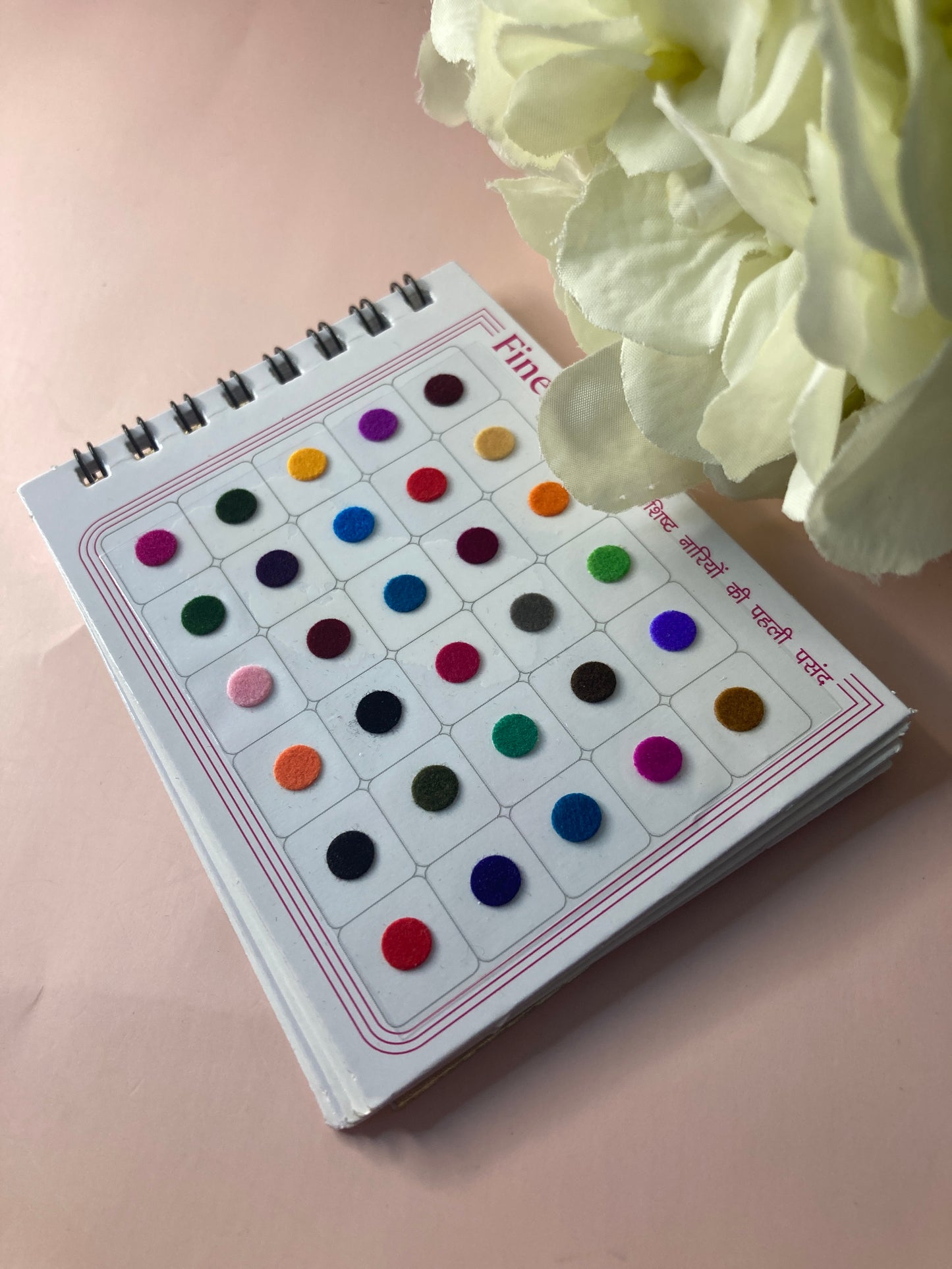 Plain Medium 120 Bindi Booklet (ST766)