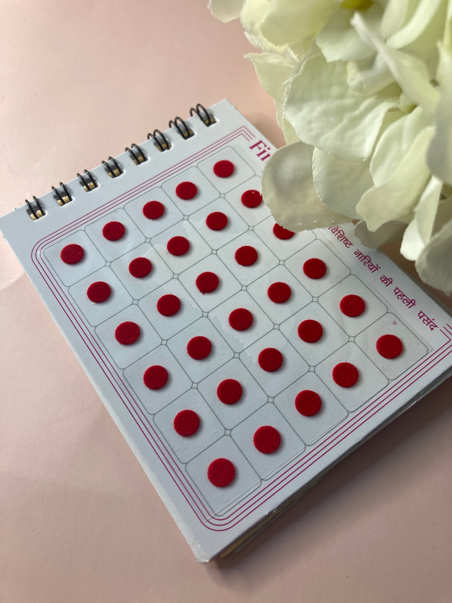 Plain Medium 120 Bindi Booklet (ST766)