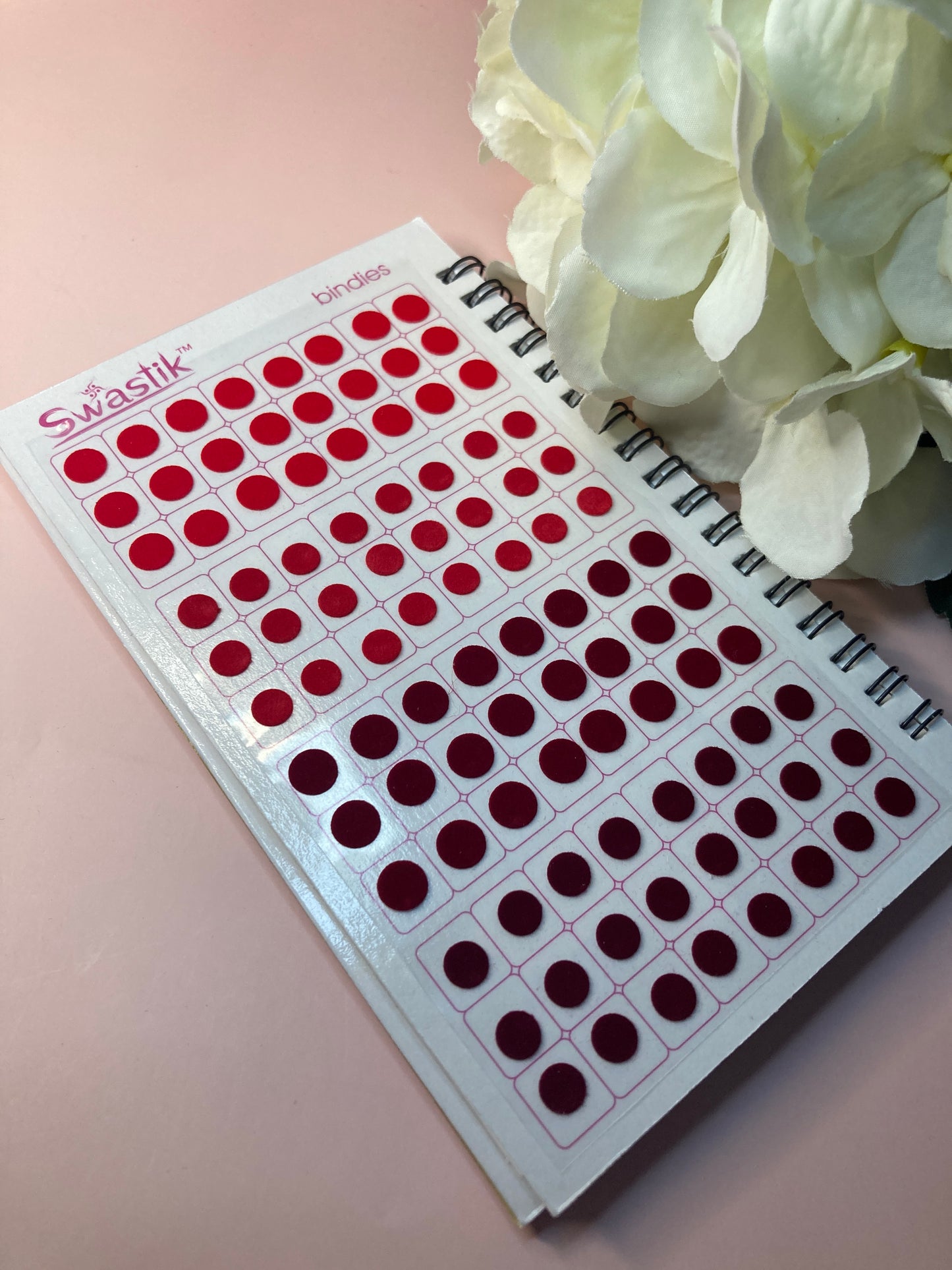Luxury Line 576 Bindi Booklet (ST109)