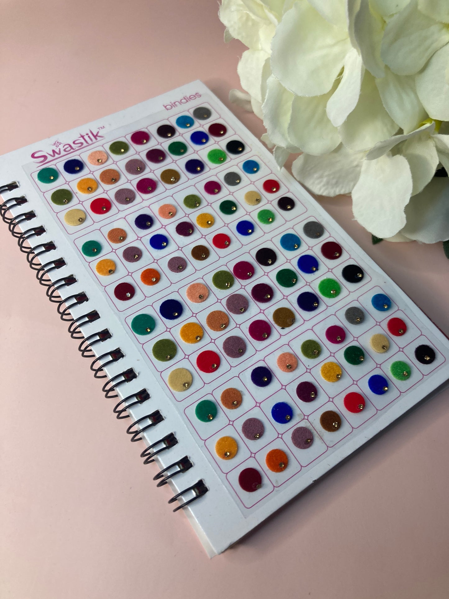 Luxury Line 576 Bindi Booklet (ST109)