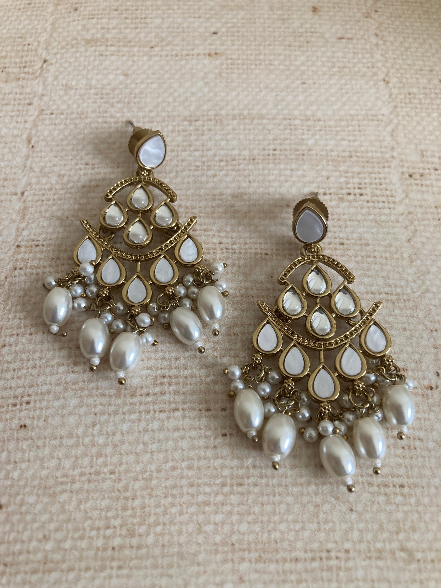 Antique Pearl White Indian Kundan Earrings (ST973)