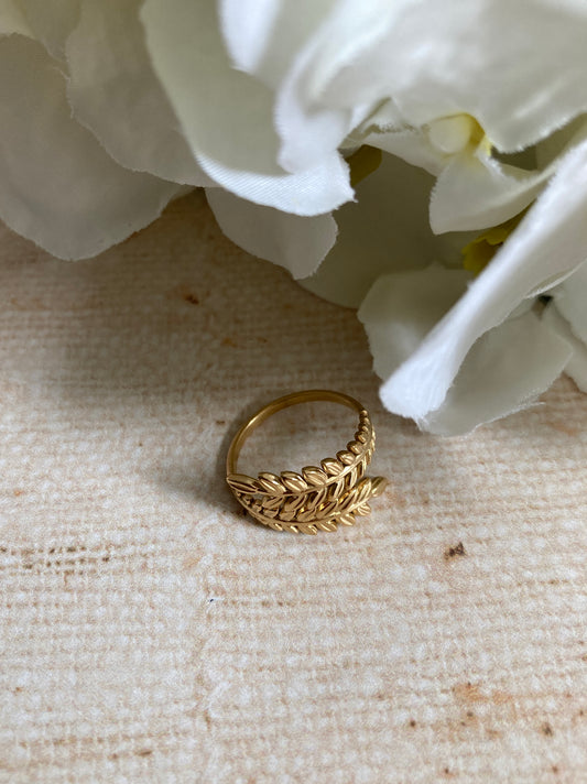 Adjustable 18K Gold Plated Vine Leaf Ring (Gold) (ST982)