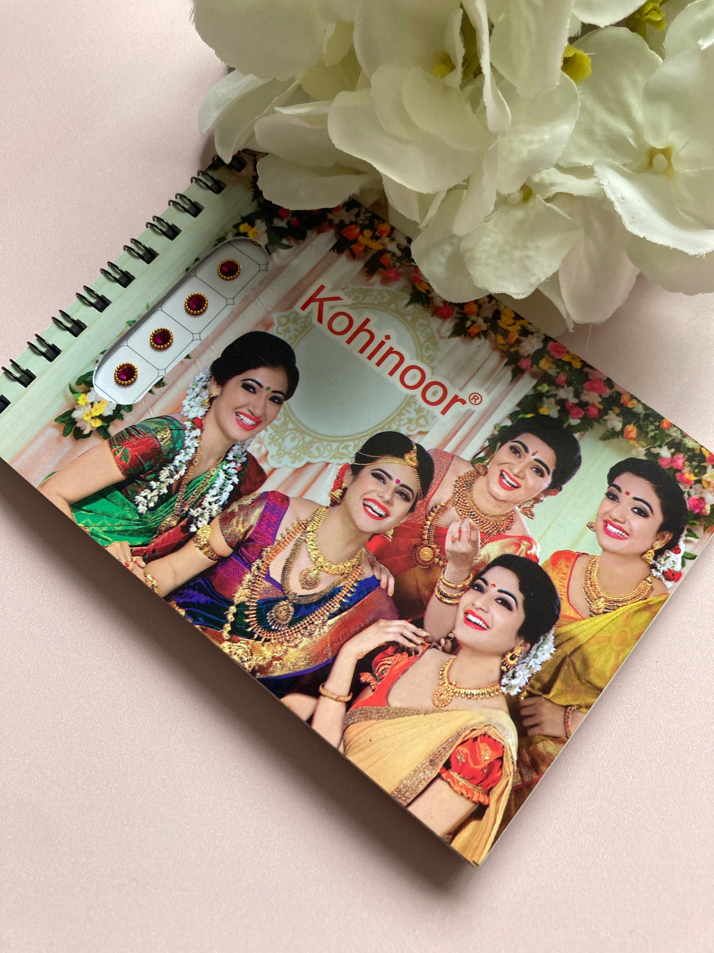 Colourful Beaded 5 Page 300 Bindi Booklet (ST985)
