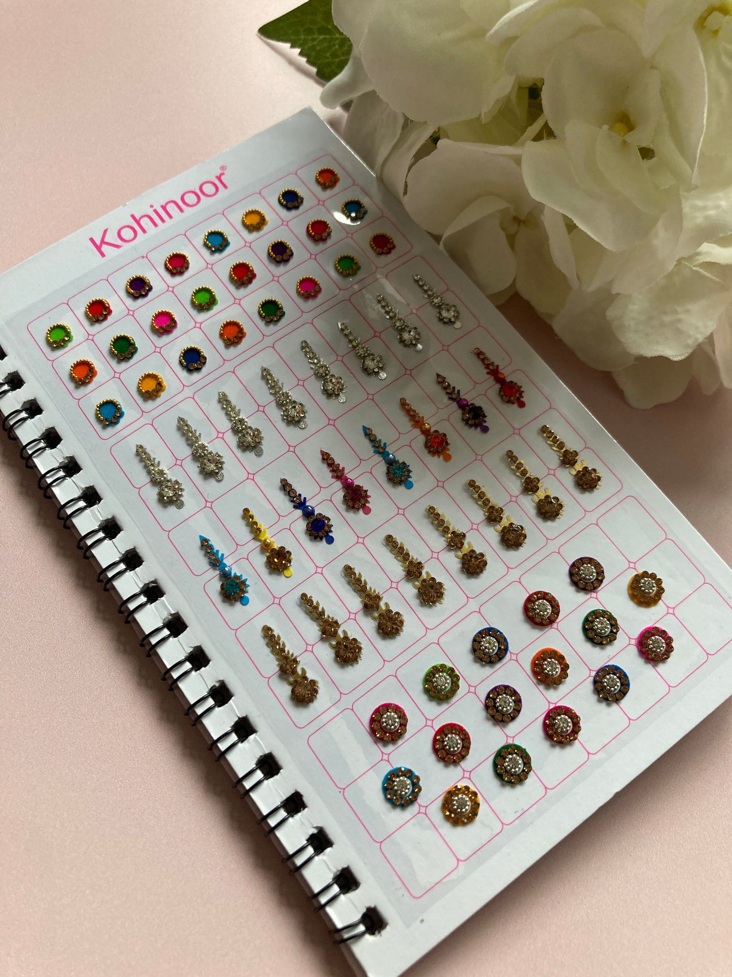 Antique And Silver Mixed Designs 6 Page Bindi Booklet (ST983)