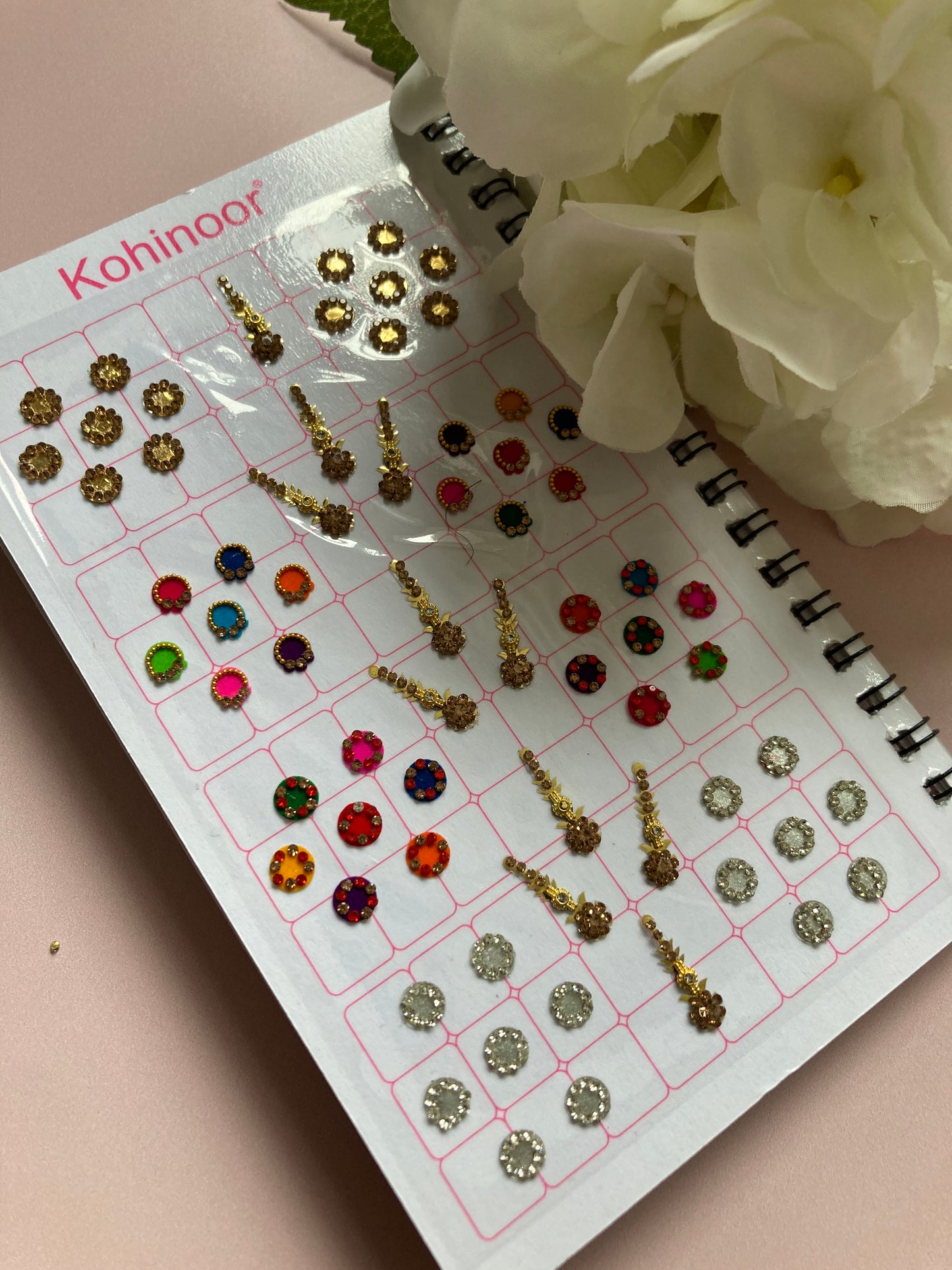 Antique And Silver Mixed Designs 6 Page Bindi Booklet (ST983)