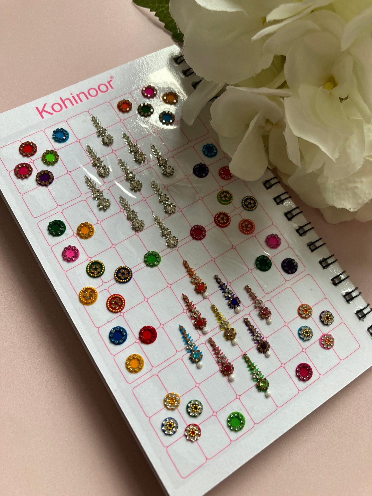 Antique And Silver Mixed Designs 6 Page Bindi Booklet (ST983)