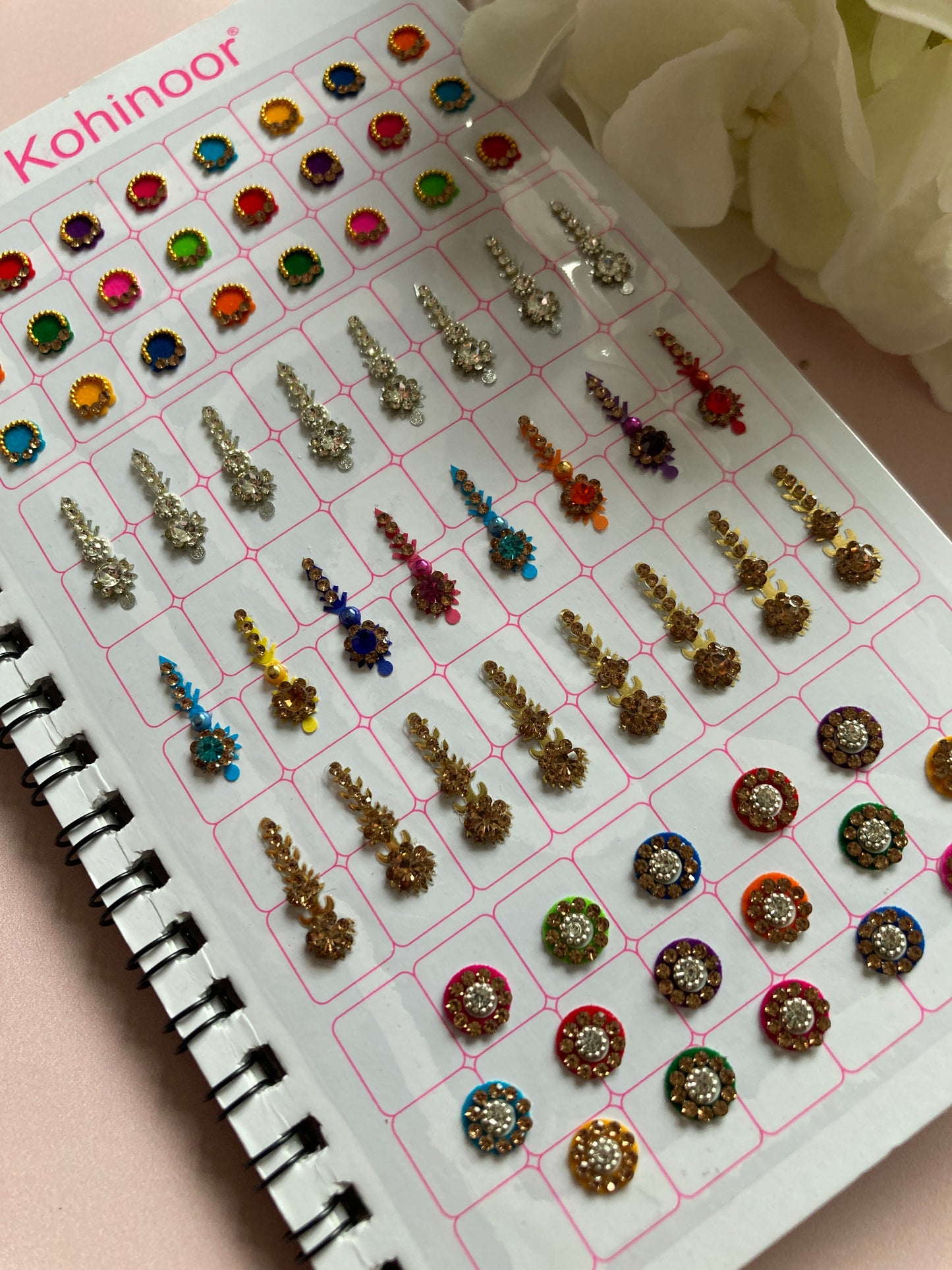 Antique And Silver Mixed Designs 6 Page Bindi Booklet (ST983)