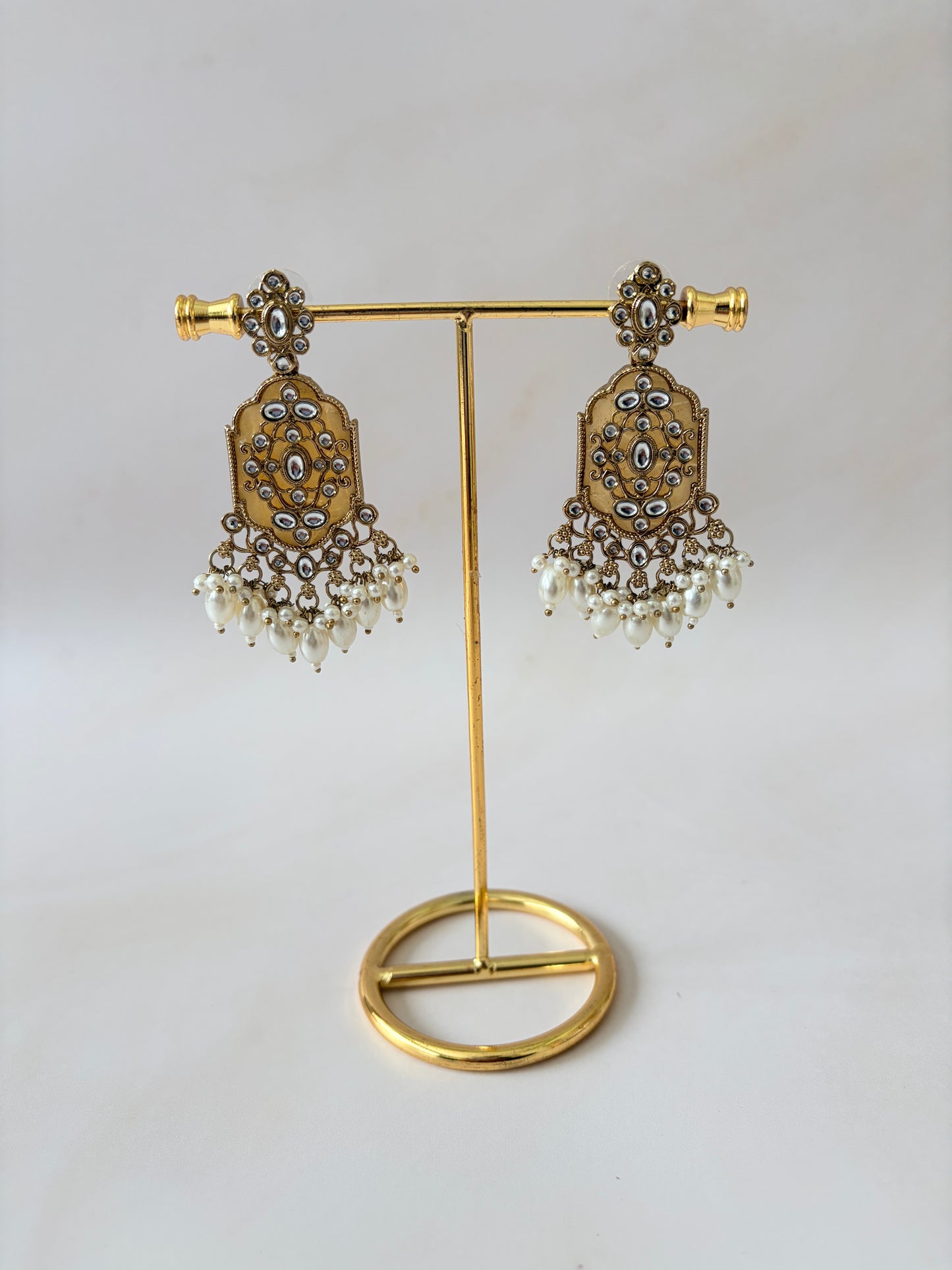 Antique Gold Mother Of Pearl Earrings (ST1081) (White)