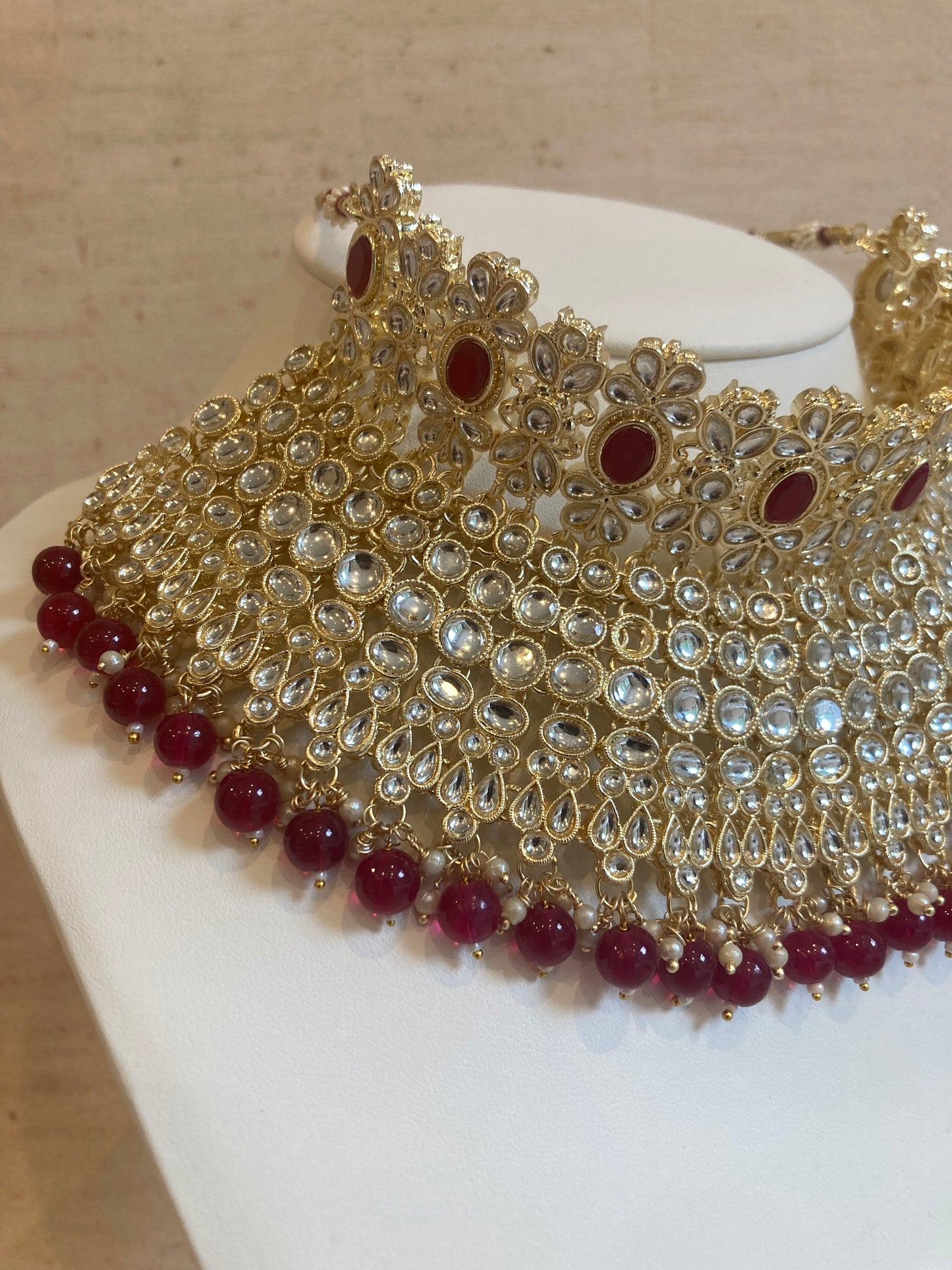 Maharani Gold Plated Kundan Choker Set (ST222) Maroon