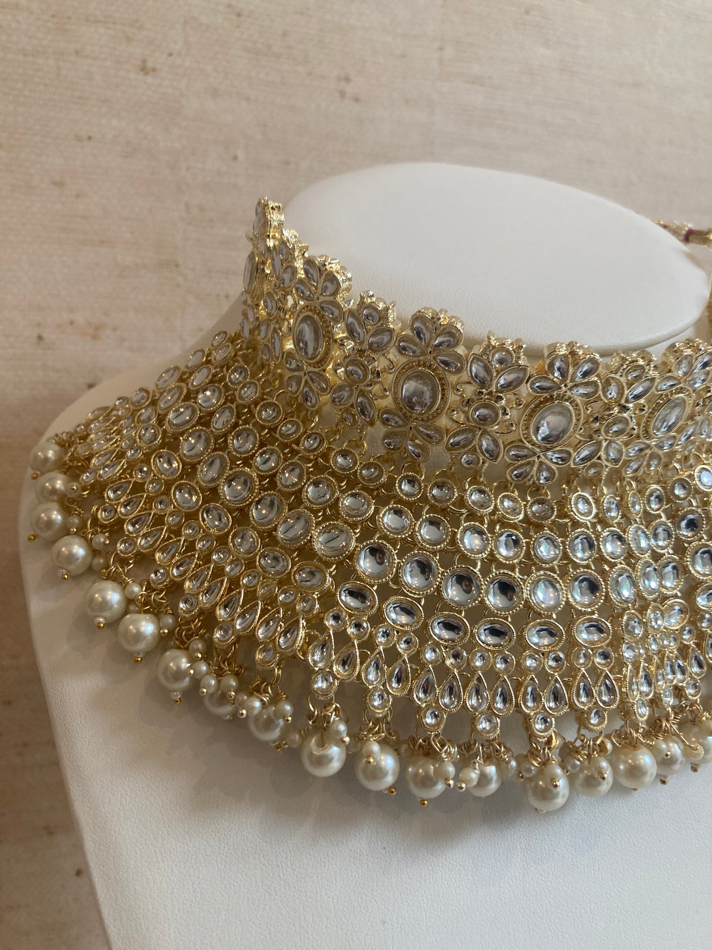 Maharani Gold Plated Kundan Choker Set (ST222) White
