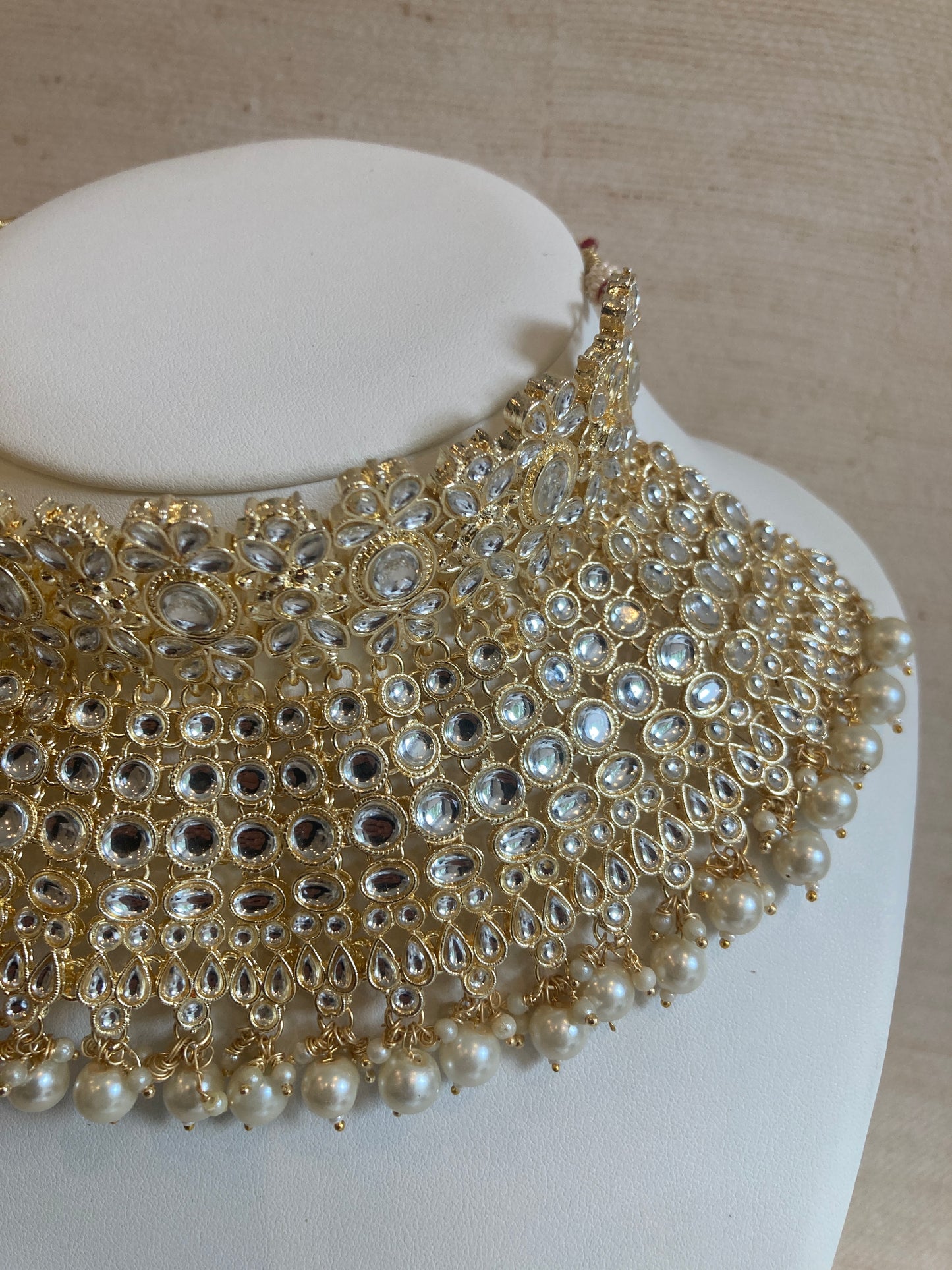 Maharani Gold Plated Kundan Choker Set (ST222) White