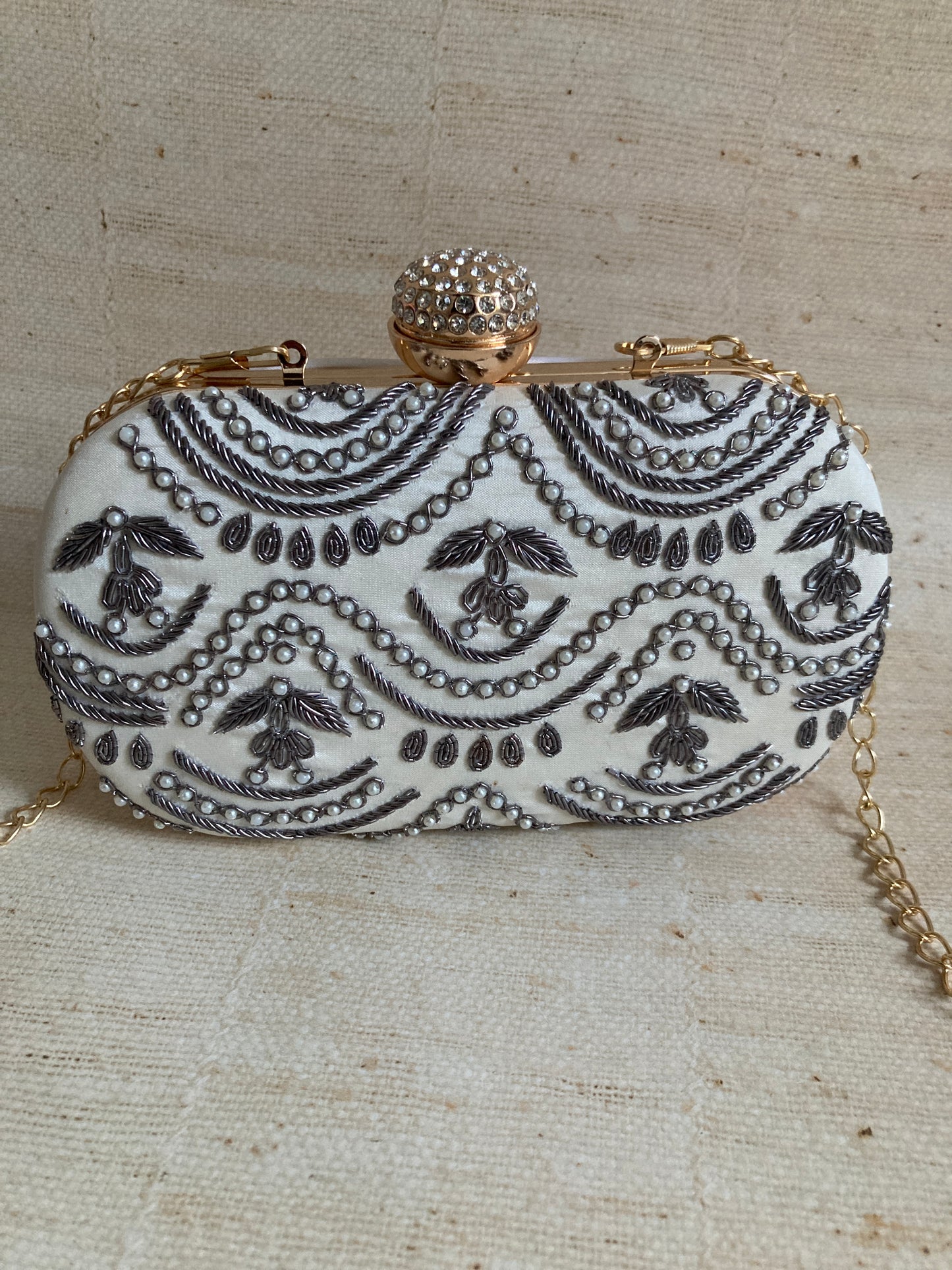SALE Reet (ST843) (White)