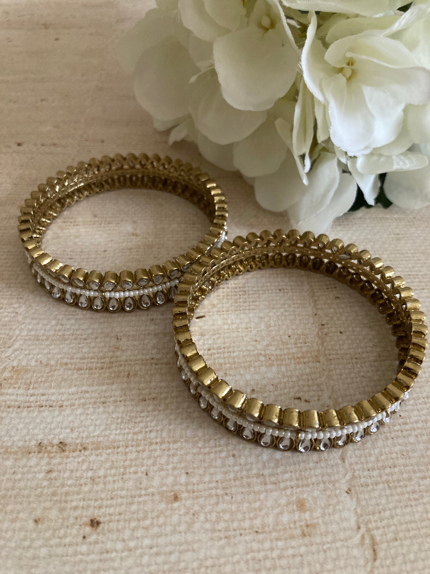 Hargun Gold Plated Pair Of Kundan Bangles 2.8 (ST936) (Antique)