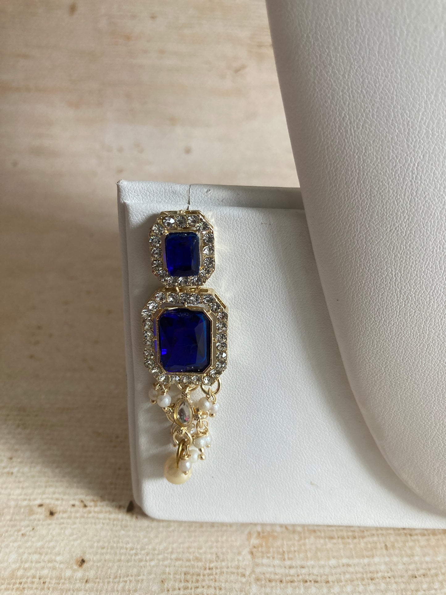 Anvi Gold Plated Kundan And Pearl Set (ST1013) (Blue)