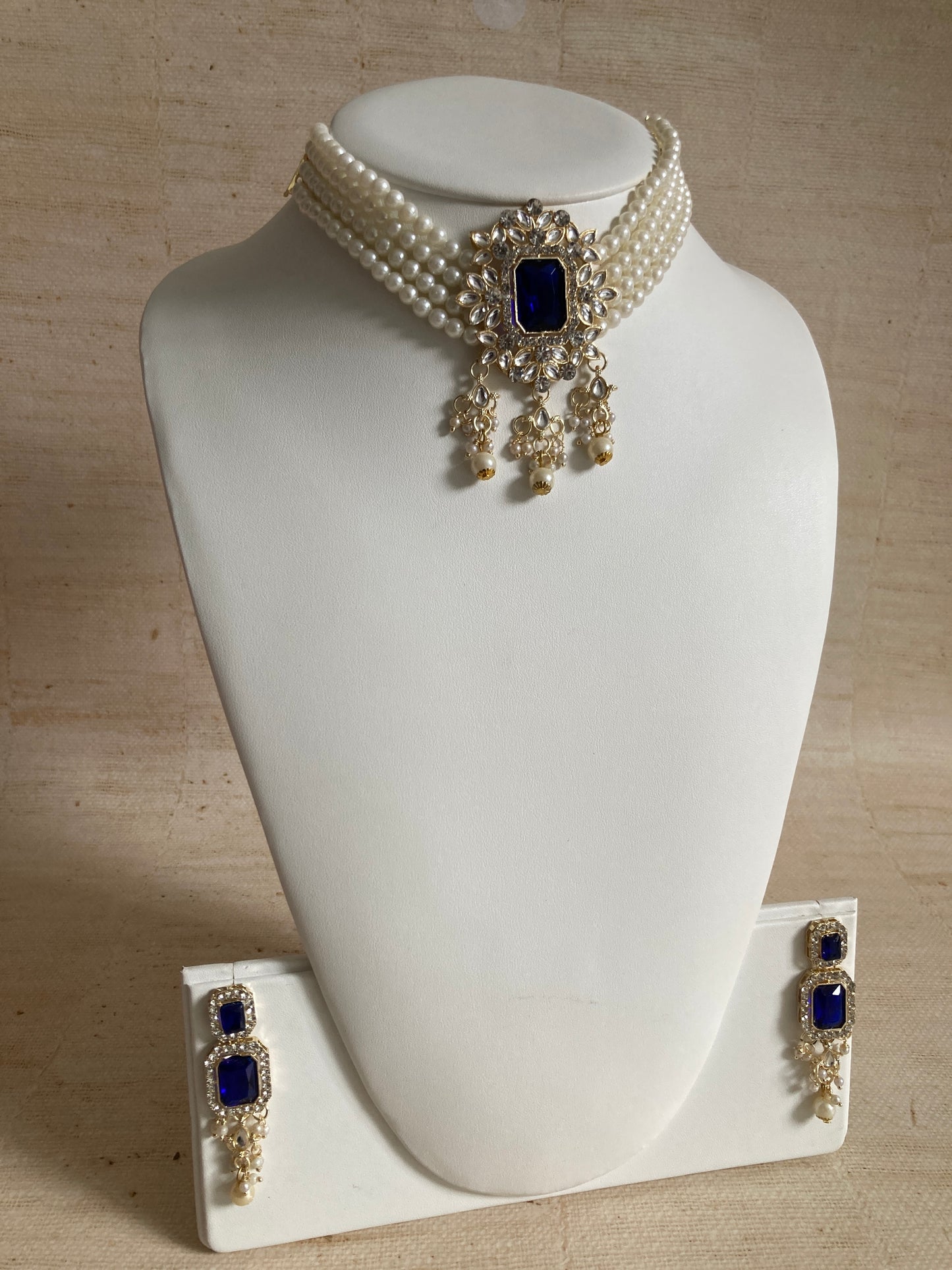 Anvi Gold Plated Kundan And Pearl Set (ST1013) (Blue)
