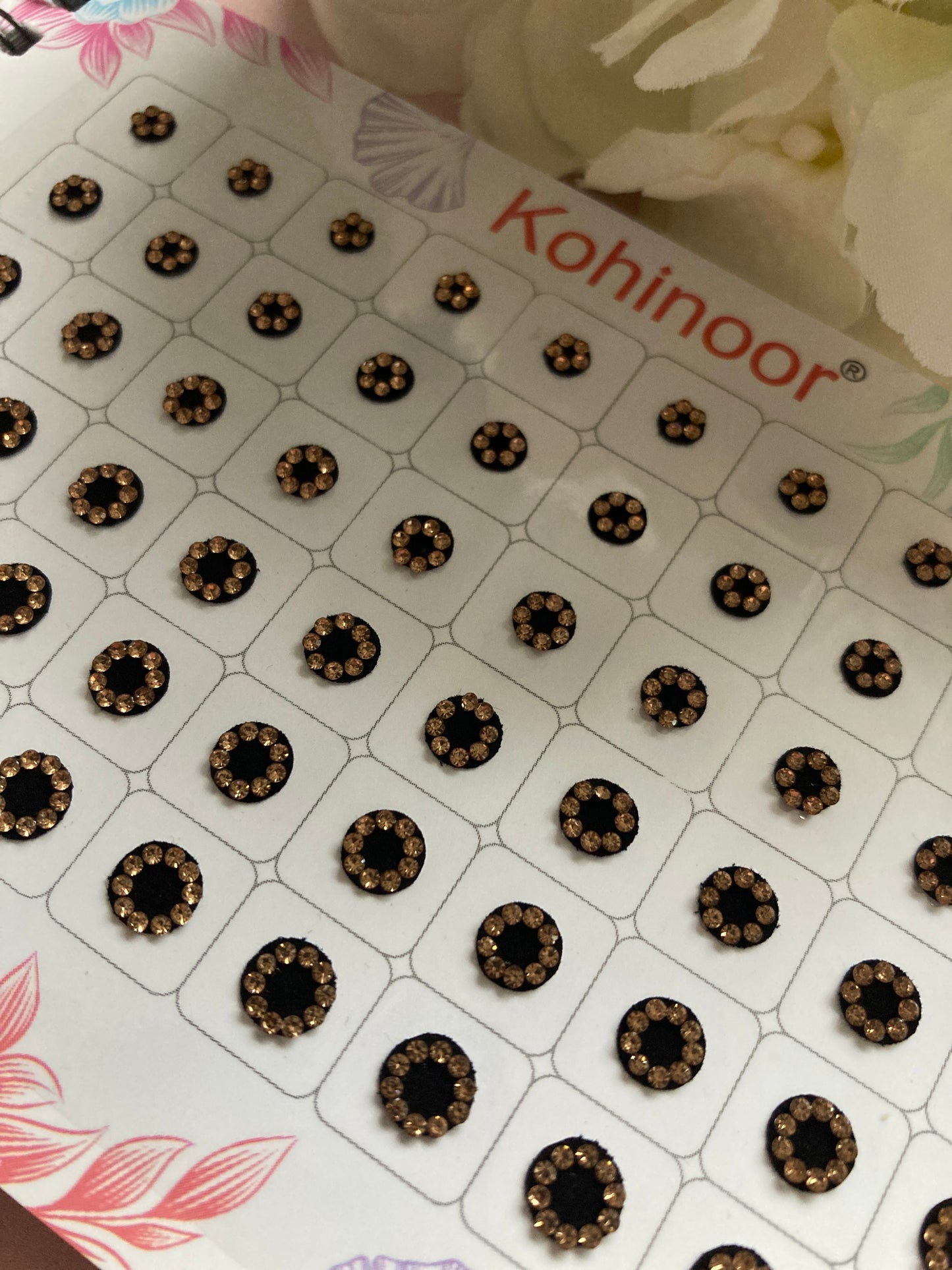 Black Silver And Antique Stone Border 5 Page 300 Bindi Booklet (ST1020)