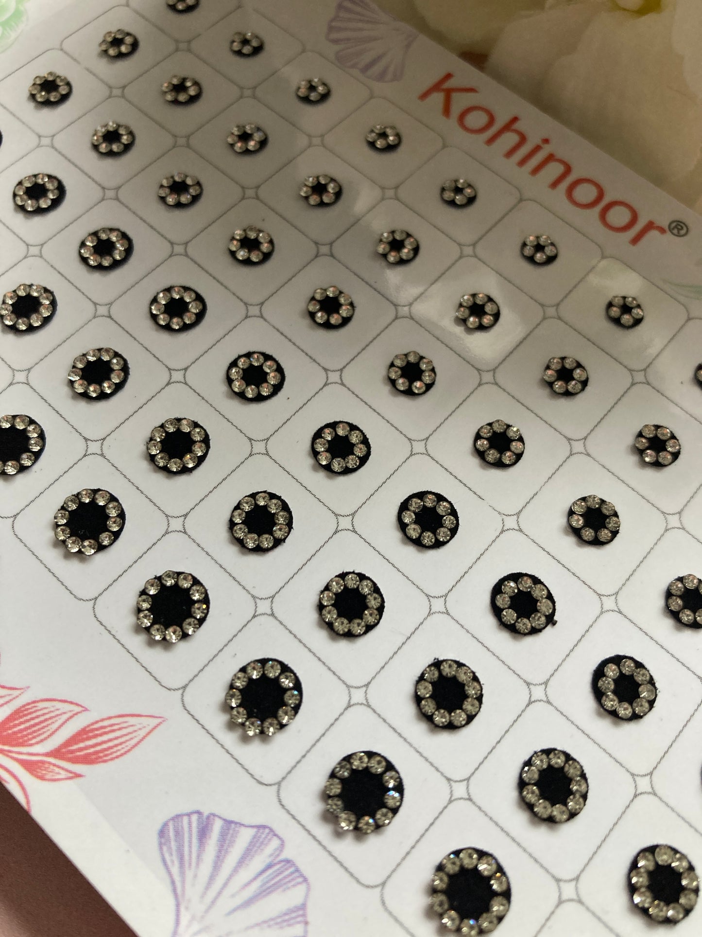 Black Silver And Antique Stone Border 5 Page 300 Bindi Booklet (ST1020)
