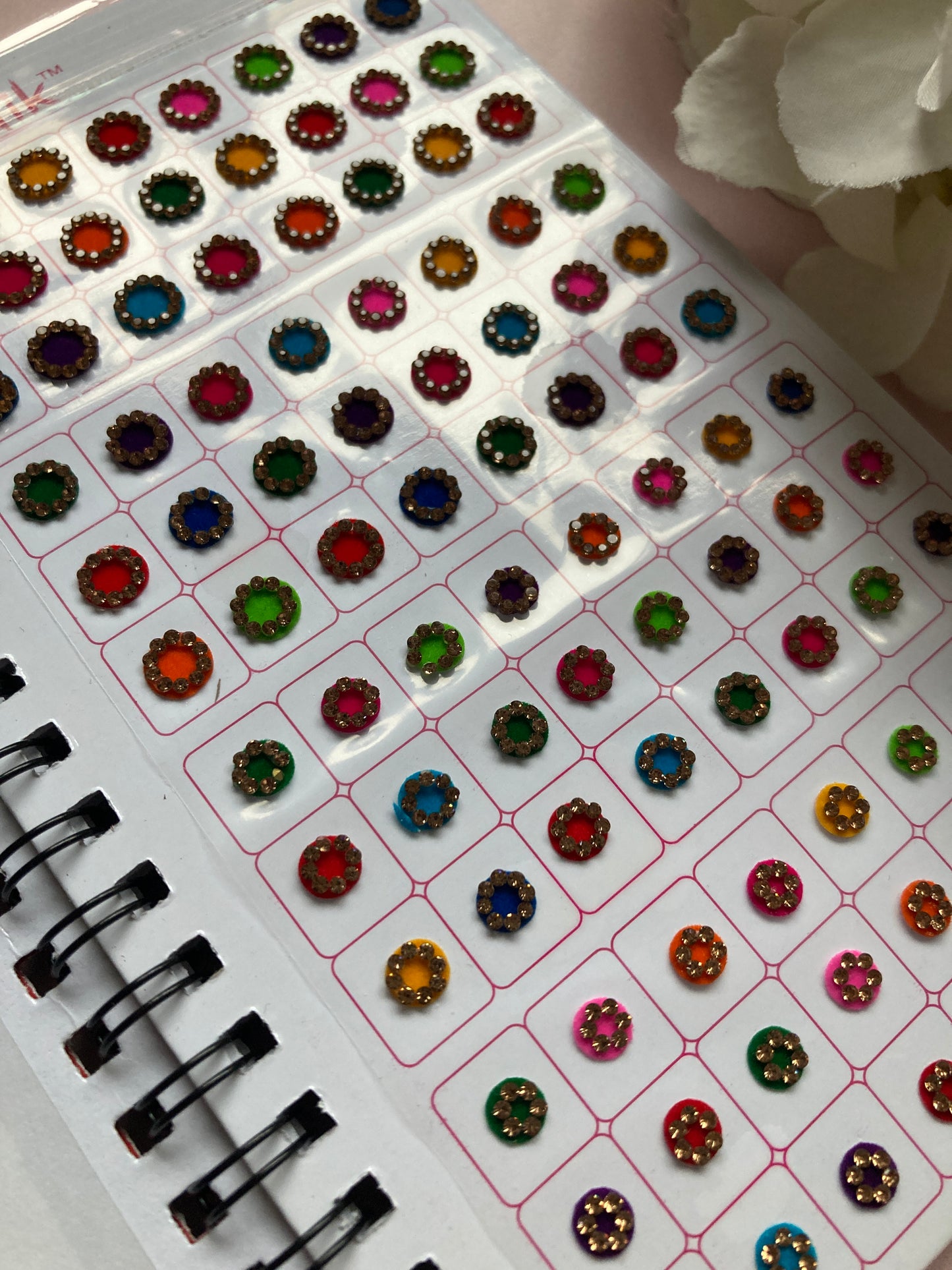 Mixed Designs 5 Page 480 Round Bindi Booklet (ST1024)